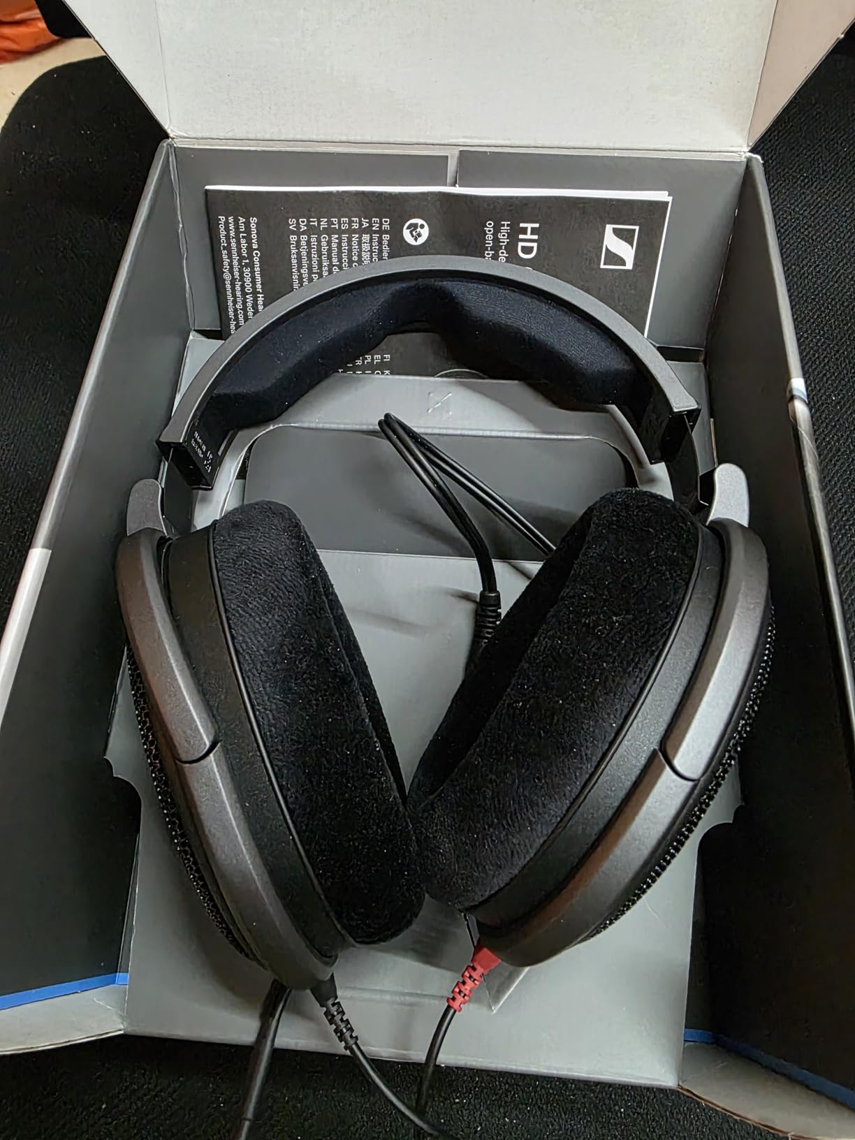 Sennheiser HD600 Headphones | Open-back design with noise isolation and ear cushions for studio monitoring, hi-fi listening and recording customer photo 1