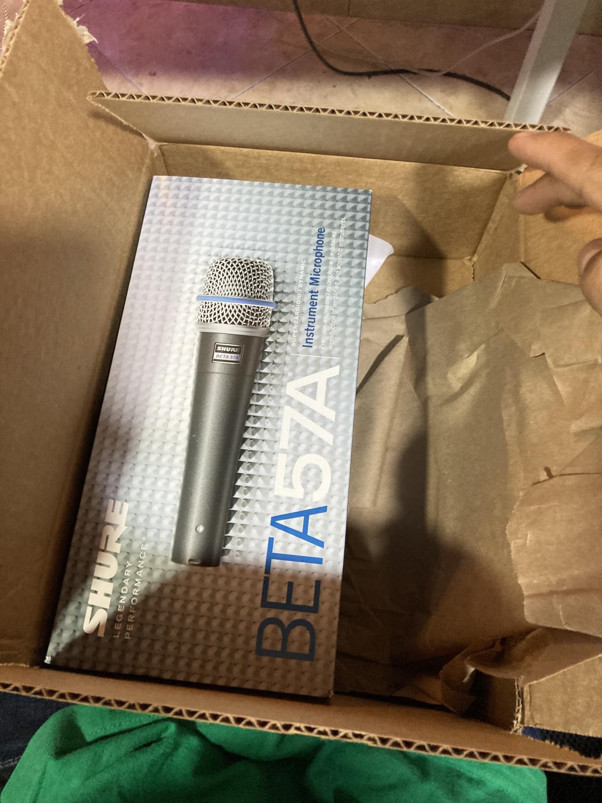 Shure BETA 57A Supercardioid Dynamic Instrument Microphone | Supercardioid dynamic mic for vocals and instruments with high-output neodymium element and durable steel-mesh grille customer photo 2
