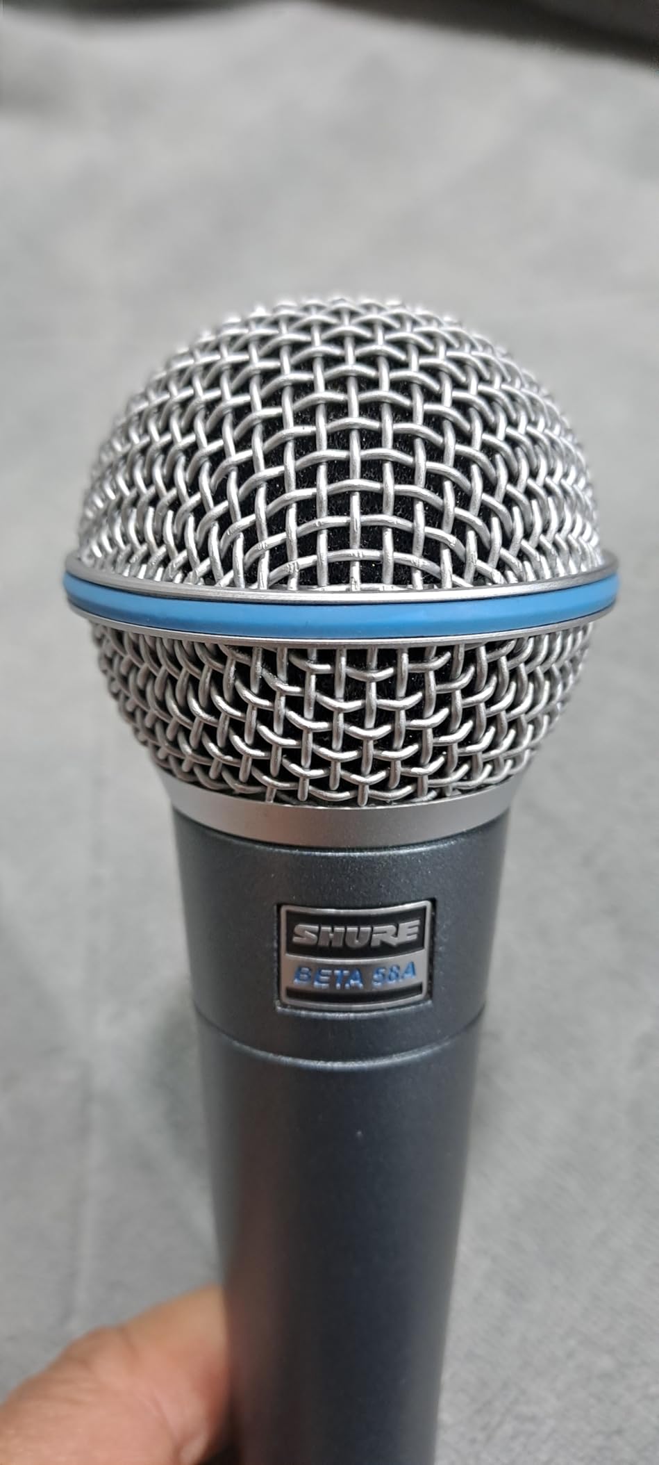 Shure BETA 58A Supercardioid Dynamic Vocal Microphone | Supercardioid dynamic vocal mic for stage and studio; includes A25D stand adapter, thread adapter and storage bag customer photo 2