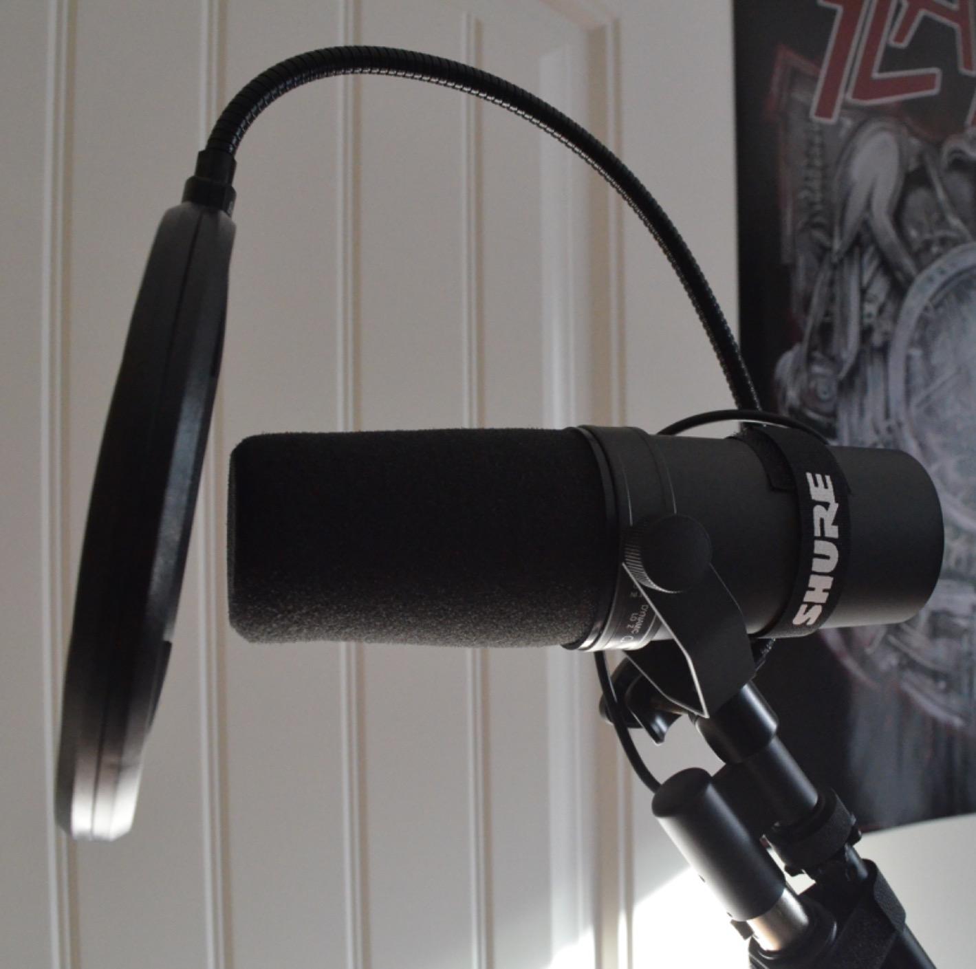 Shure SM7B Dynamic Vocal Microphone for Podcasting & Streaming customer photo 2