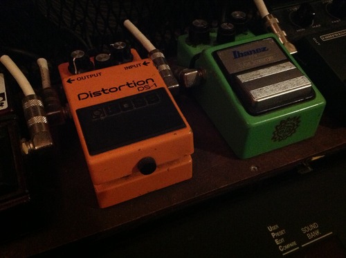 BOSS DS-1 Distortion | Compact Distortion Pedal | The Benchmark in Guitar Distortion | Hard-edged Attack & Smooth Sustain | Wide Tone Range customer photo 2