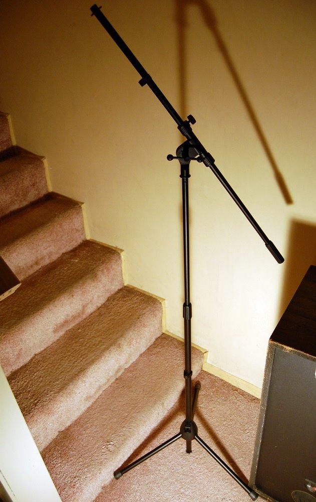 On-Stage MS7701B Euro Boom Mic Stand (For Vocal and Instrument Microphones) customer photo 2