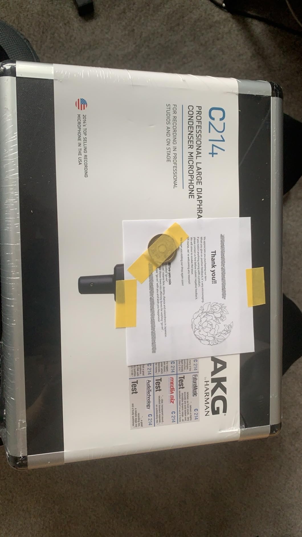 AKG Pro Audio C214 Studio Grade Professional Large Diaphragm Condenser Microphone customer photo 2
