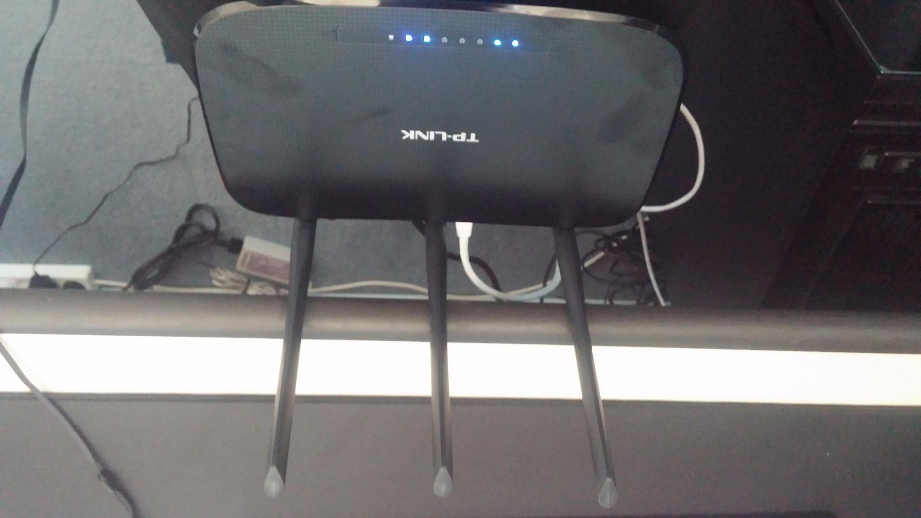 TP-Link N450 WiFi Router - Wireless Internet Router for Home (TL-WR940N) customer photo 2