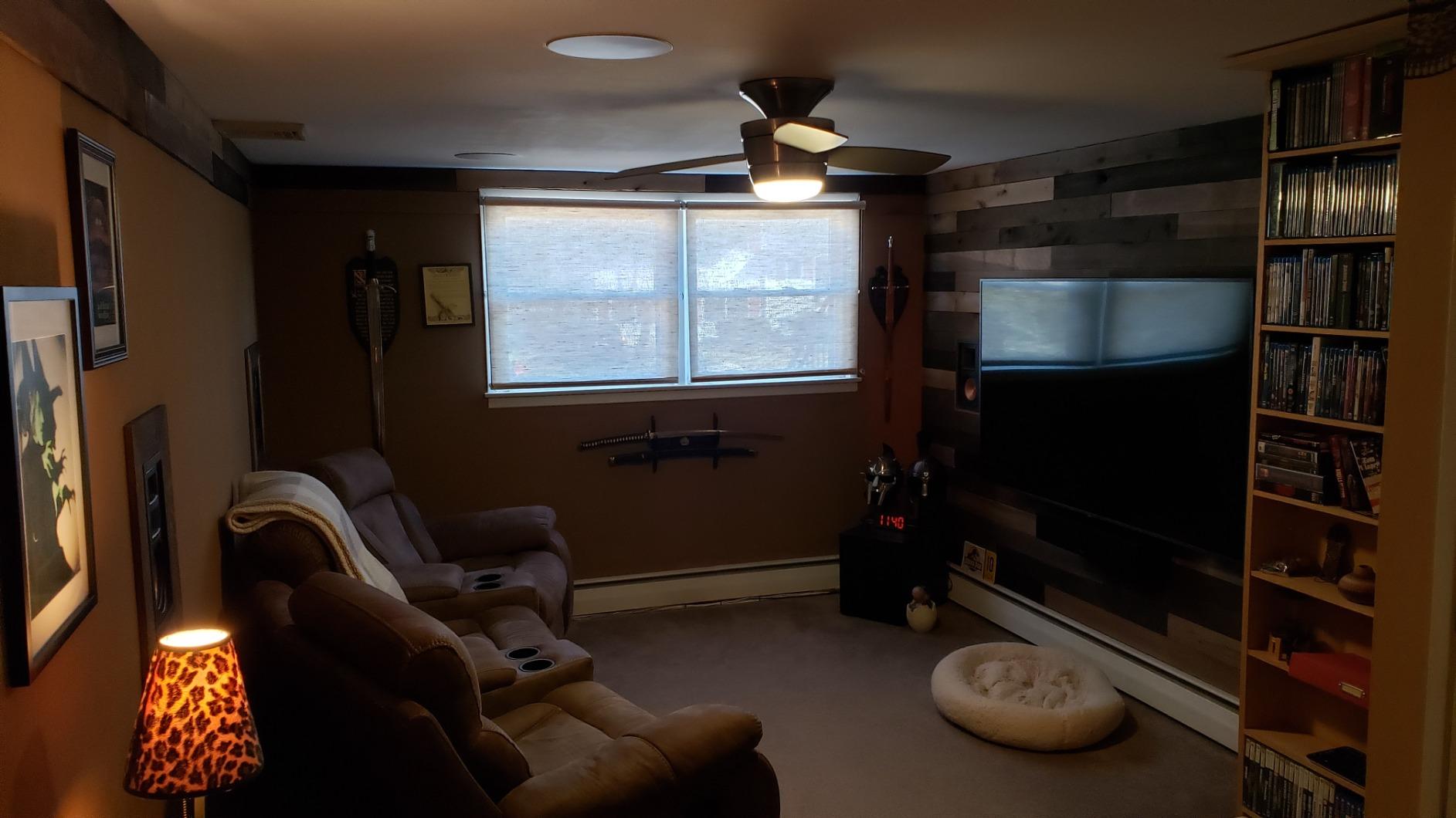 Klipsch Outdoor/Surround in-Ceiling Speaker Soundbar Home Speaker, Set of 1, White (CDT-5800-C II) customer photo 1