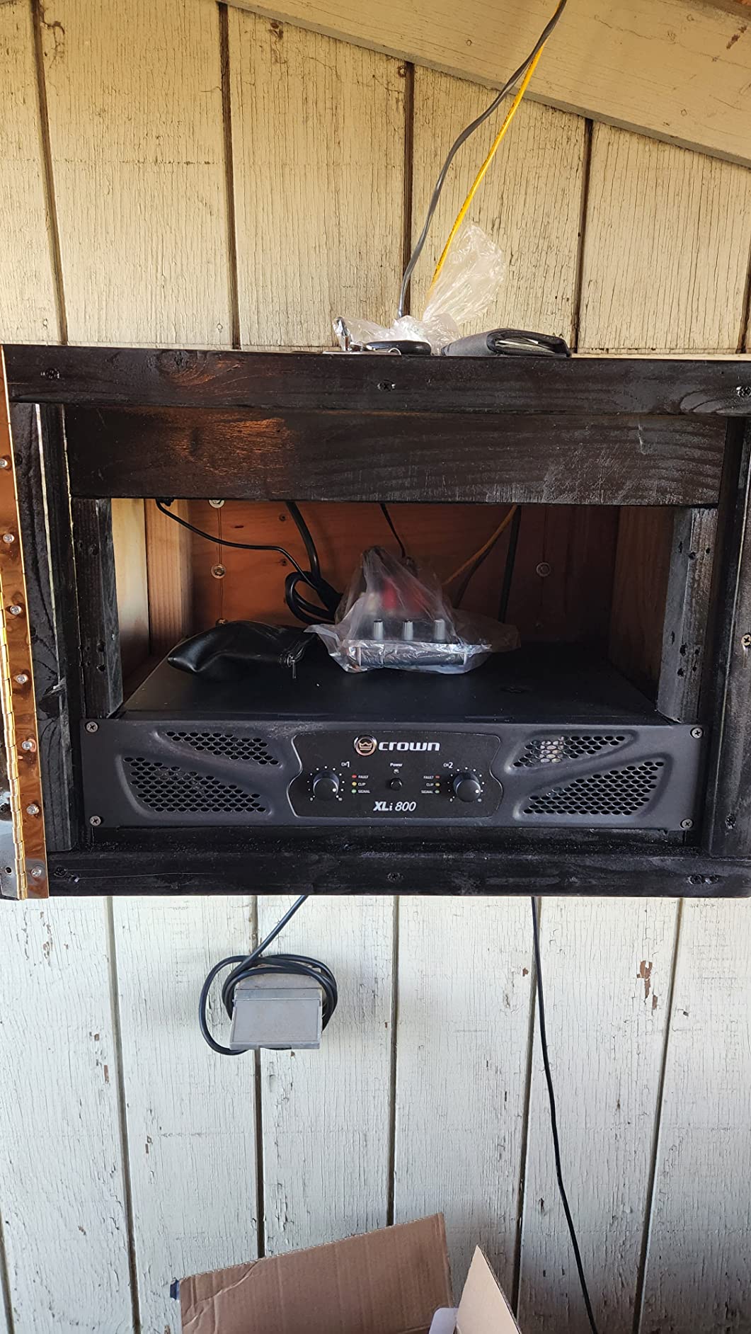 Crown XLi800 Two-channel, 600-Watt Bridged 8Ω Power Amplifier customer photo 1