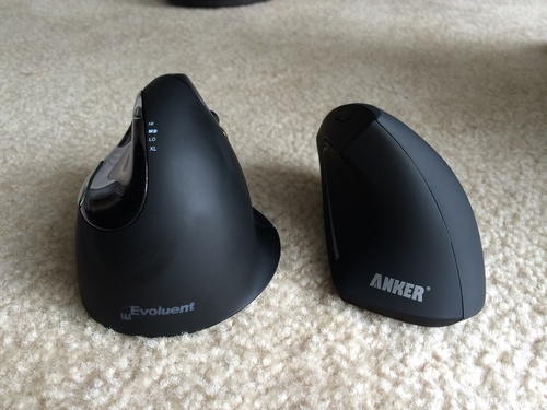 Anker 2.4G Wireless Ergonomic Mouse, Right Hand Vertical Mouse USB Receiver | Multi-Device Connectivity, 800/1200/1600 DPI, Wireless Mouse for Laptop, Desktop, PC, 5 Buttons, Black (Batteries Required) customer photo 2