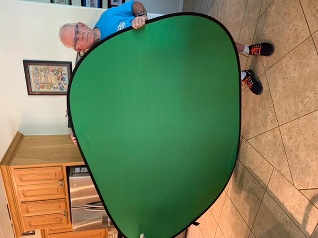 NEEWER Chromakey Backdrops, Double Sided Green Screen and Blue Screen, 2 in 1 Collapsible and Reversible Background for Photography, Gaming and Live Streaming, 5'x6.6' customer photo 1