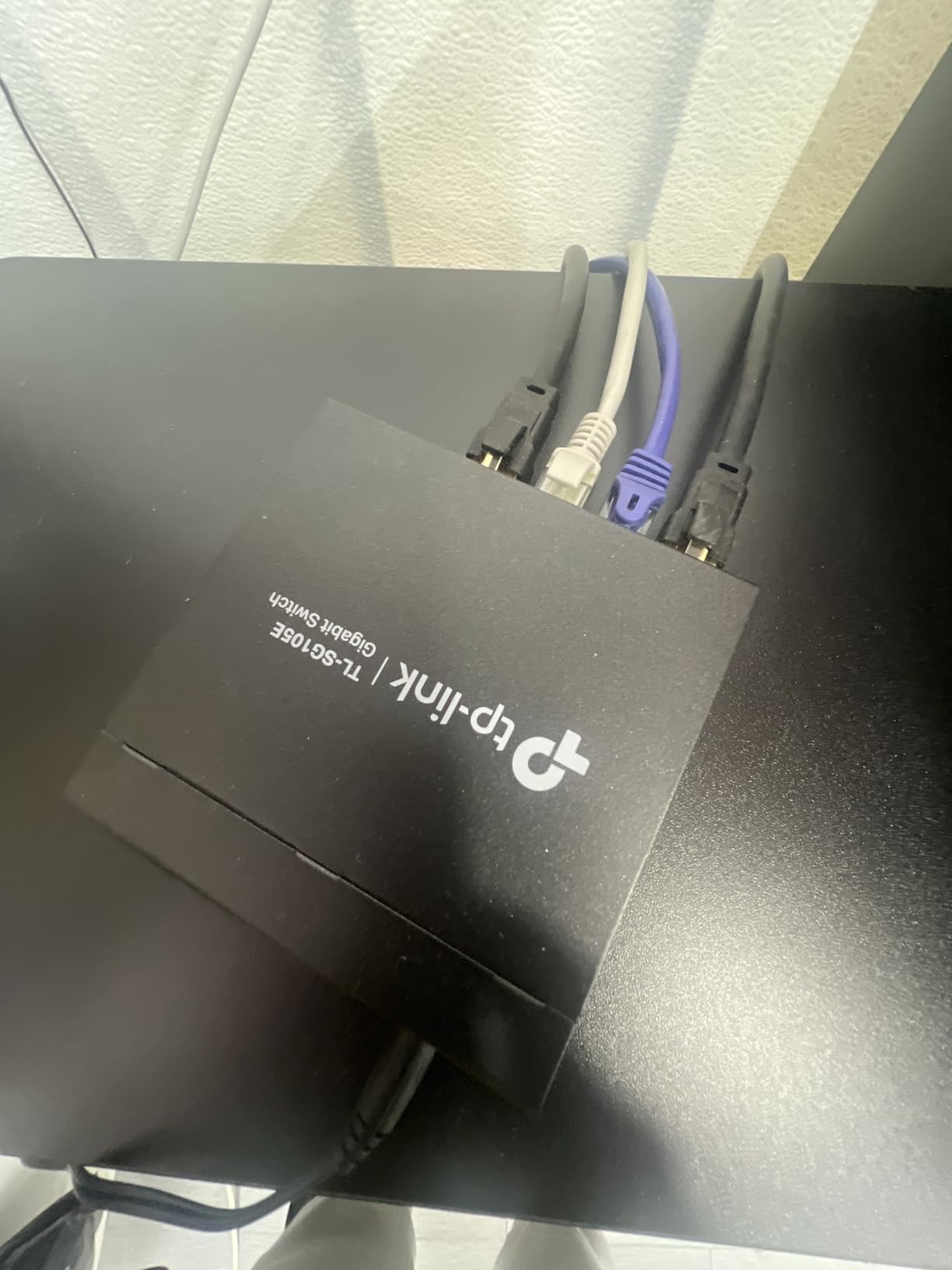 TP-Link 5-Port Gigabit Ethernet Easy Smart Switch (TL-SG105E) customer photo 1