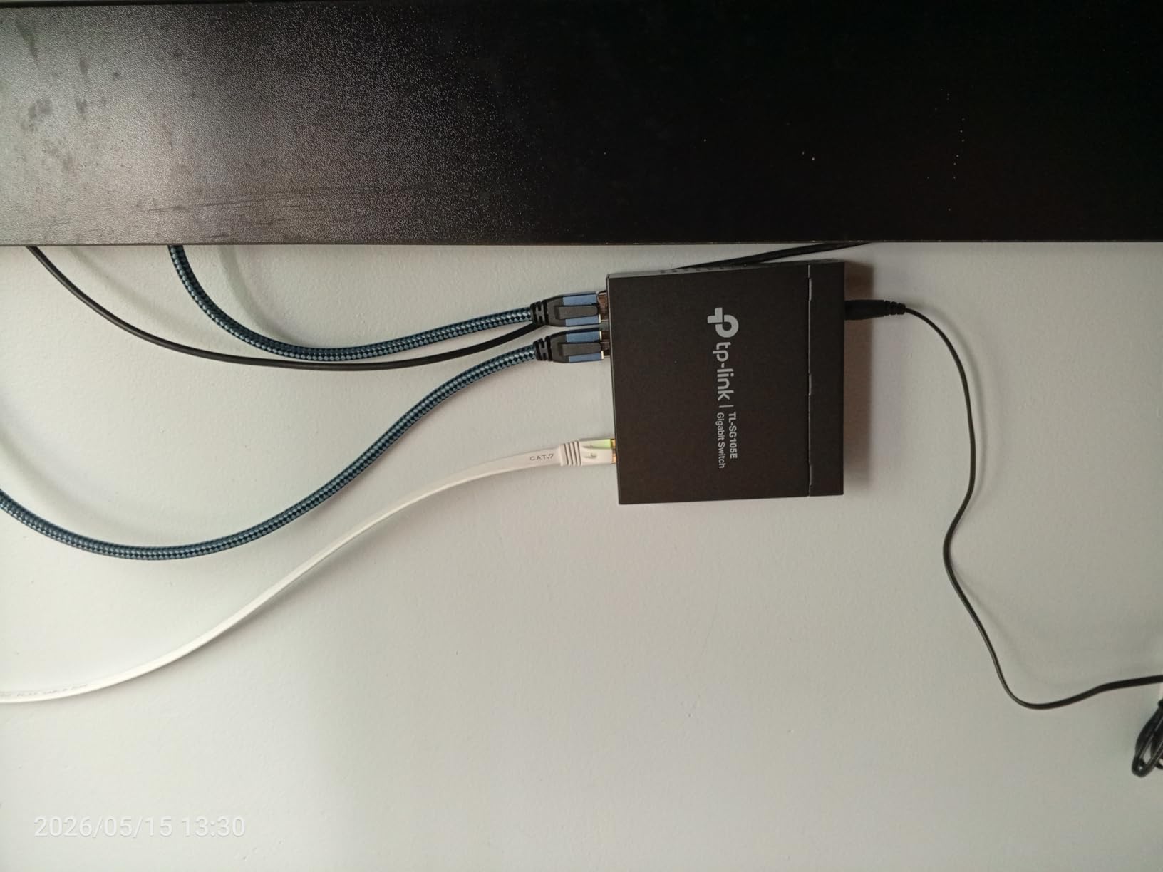 TP-Link 5-Port Gigabit Ethernet Easy Smart Switch (TL-SG105E) customer photo 2