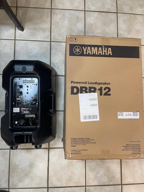 Yamaha DBR10 700-Watt Powered Speaker customer photo 2