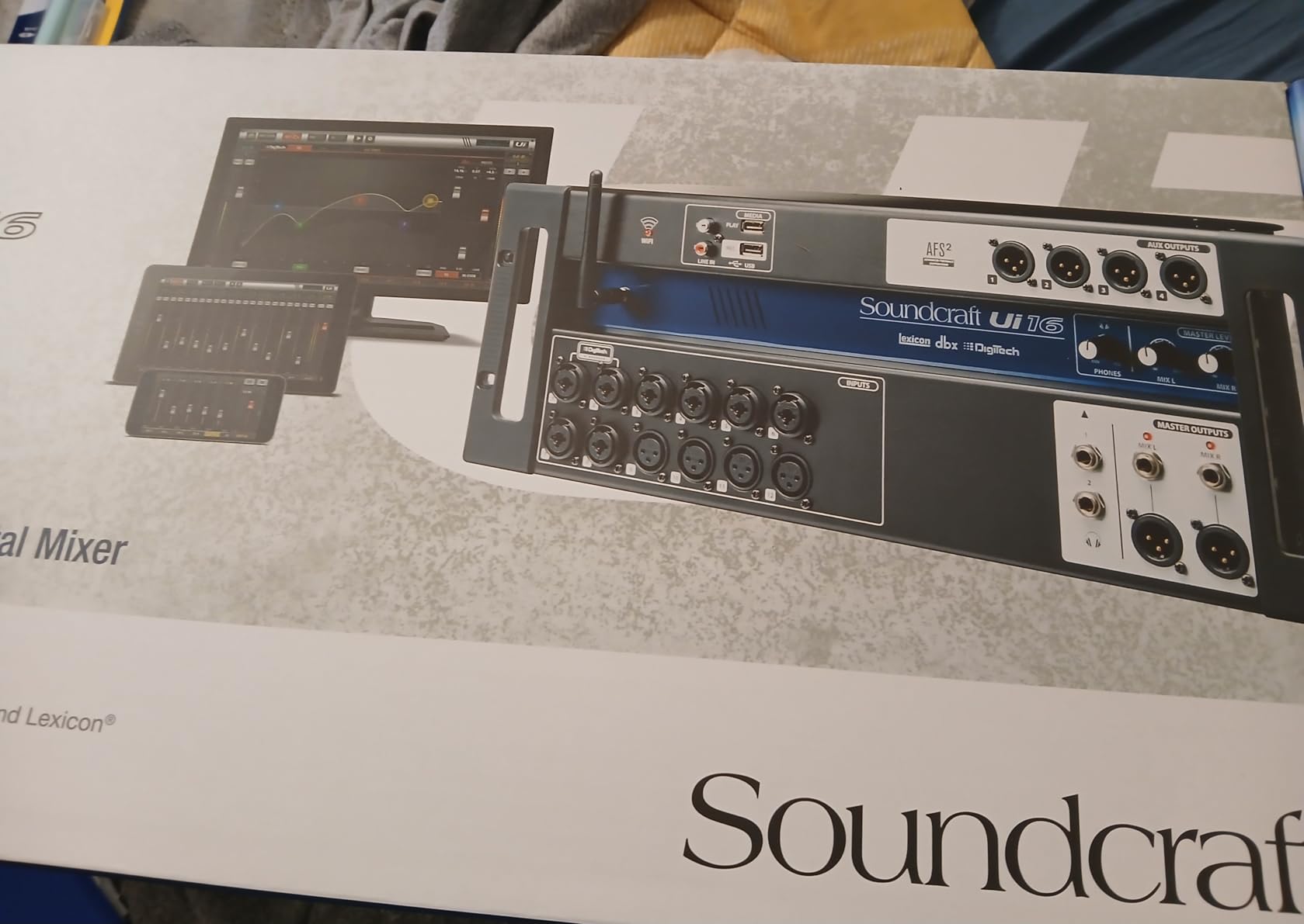 Soundcraft Ui16 Remote-Controlled 16-Input Digital Mixer customer photo 2