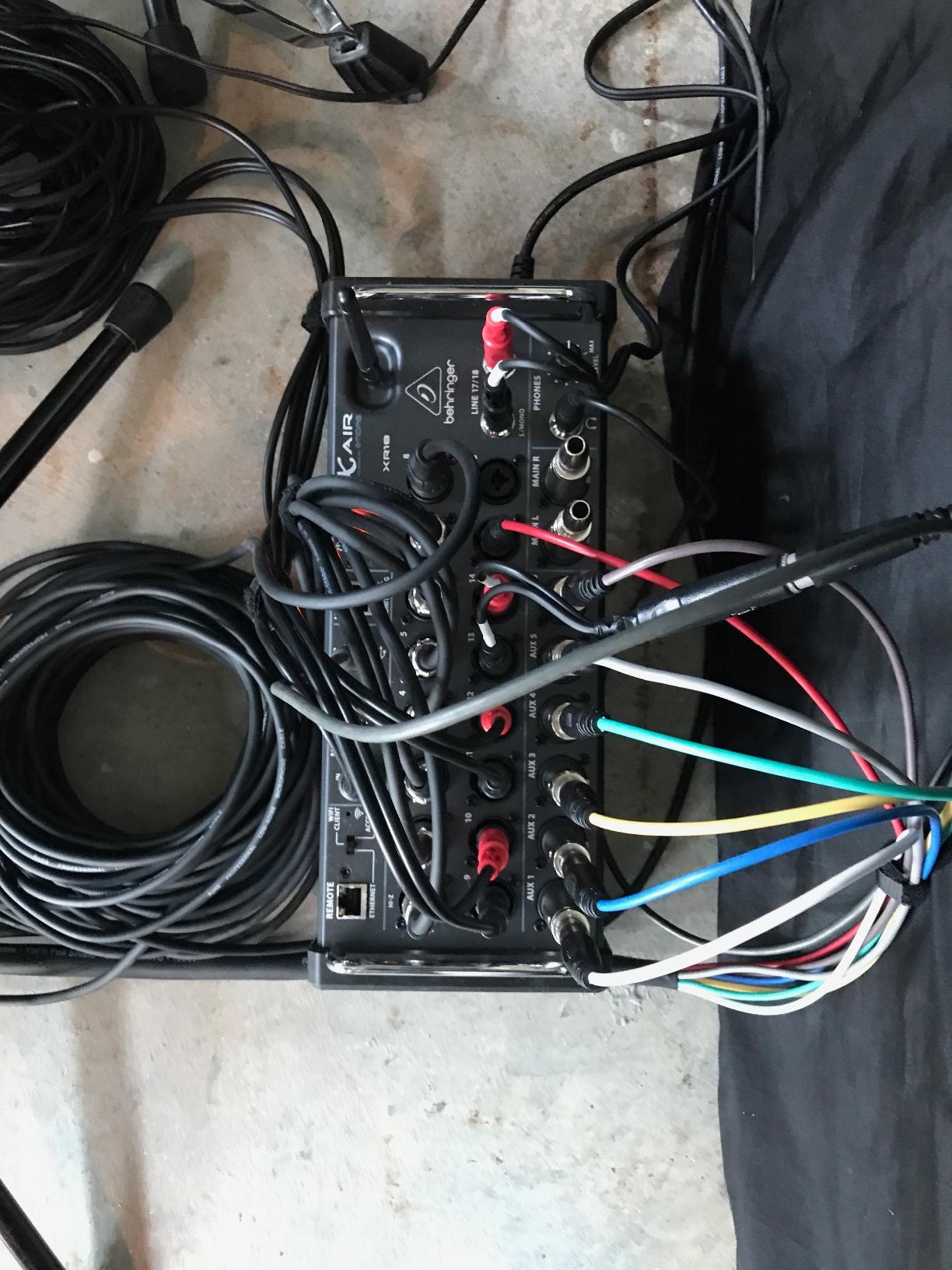 Behringer X AIR XR18 18-Channel, 12-Bus Digital Mixer for iPad/Android Tablets customer photo 1