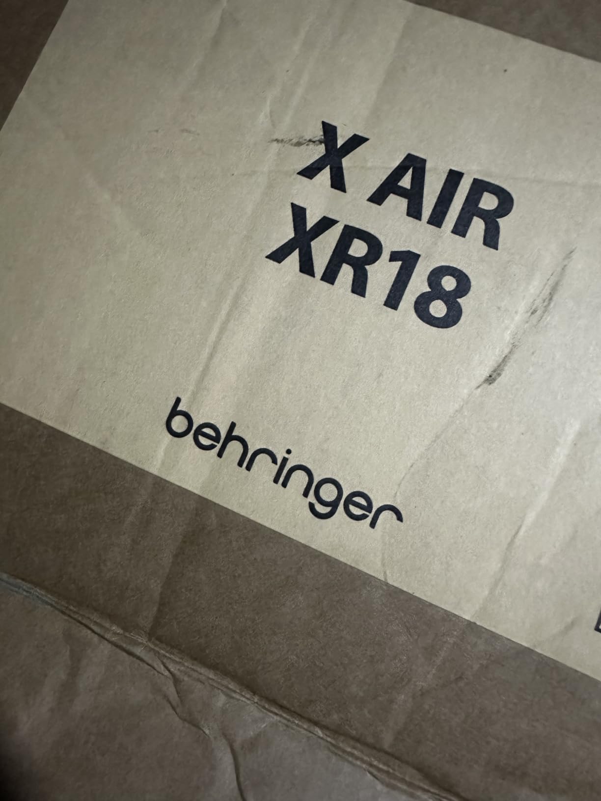 Behringer X AIR XR18 18-Channel, 12-Bus Digital Mixer for iPad/Android Tablets customer photo 2