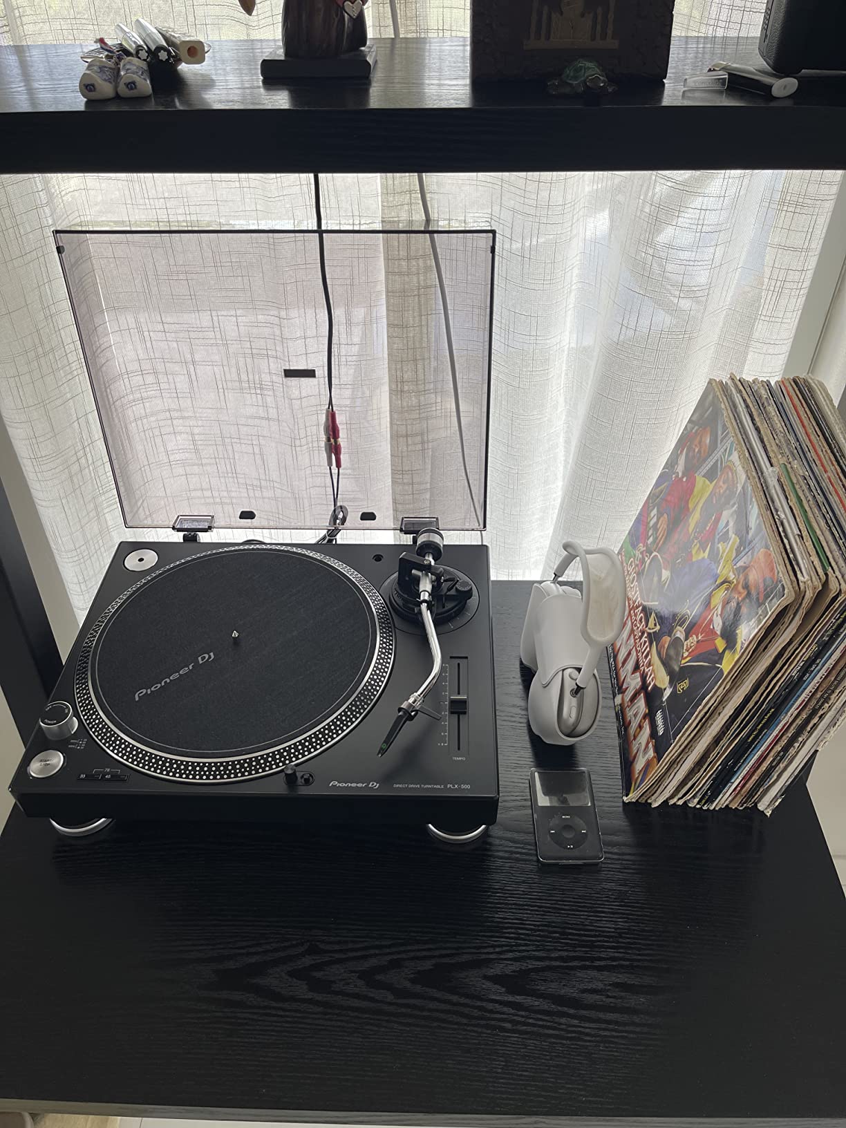 Pioneer DJ PLX-500 Direct Drive Turntable - Play and digitize vinyl, USB recording, DJ-style layout customer photo 1