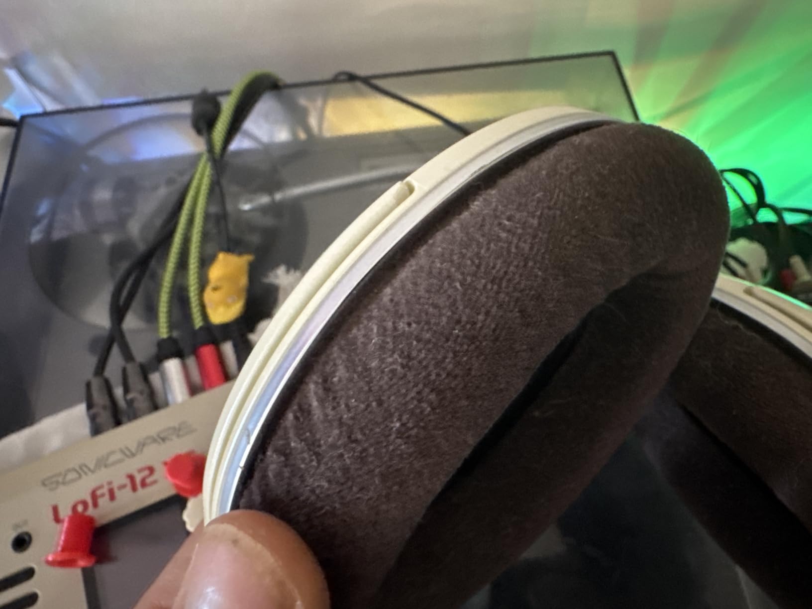 SENNHEISER HD 599 Open Back Headphone, Ivory customer photo 1
