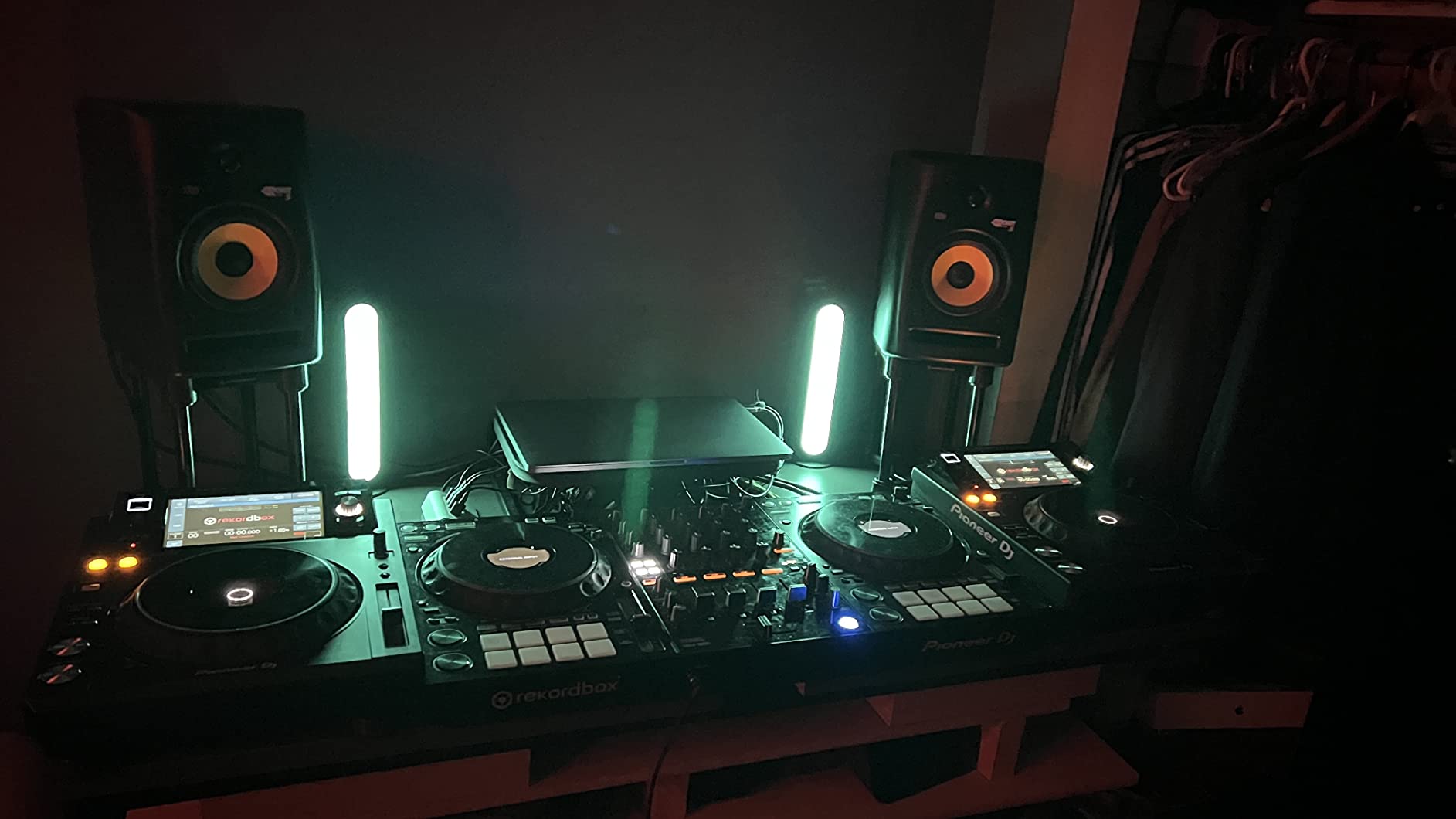Pioneer DJ XDJ-1000MK2 DJ Deck with Touch Screen, rekordbox customer photo 1