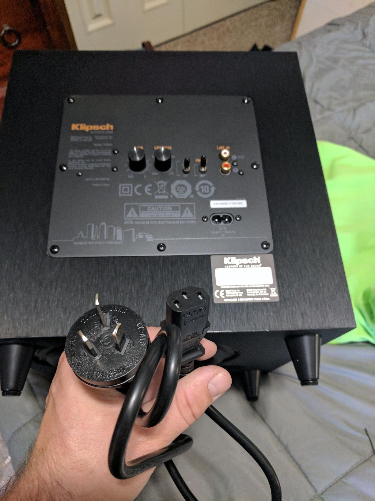 Klipsch Reference R-8SW Surround Subwoofer, 150 Watts Peak Power, 8-Inch customer photo 2