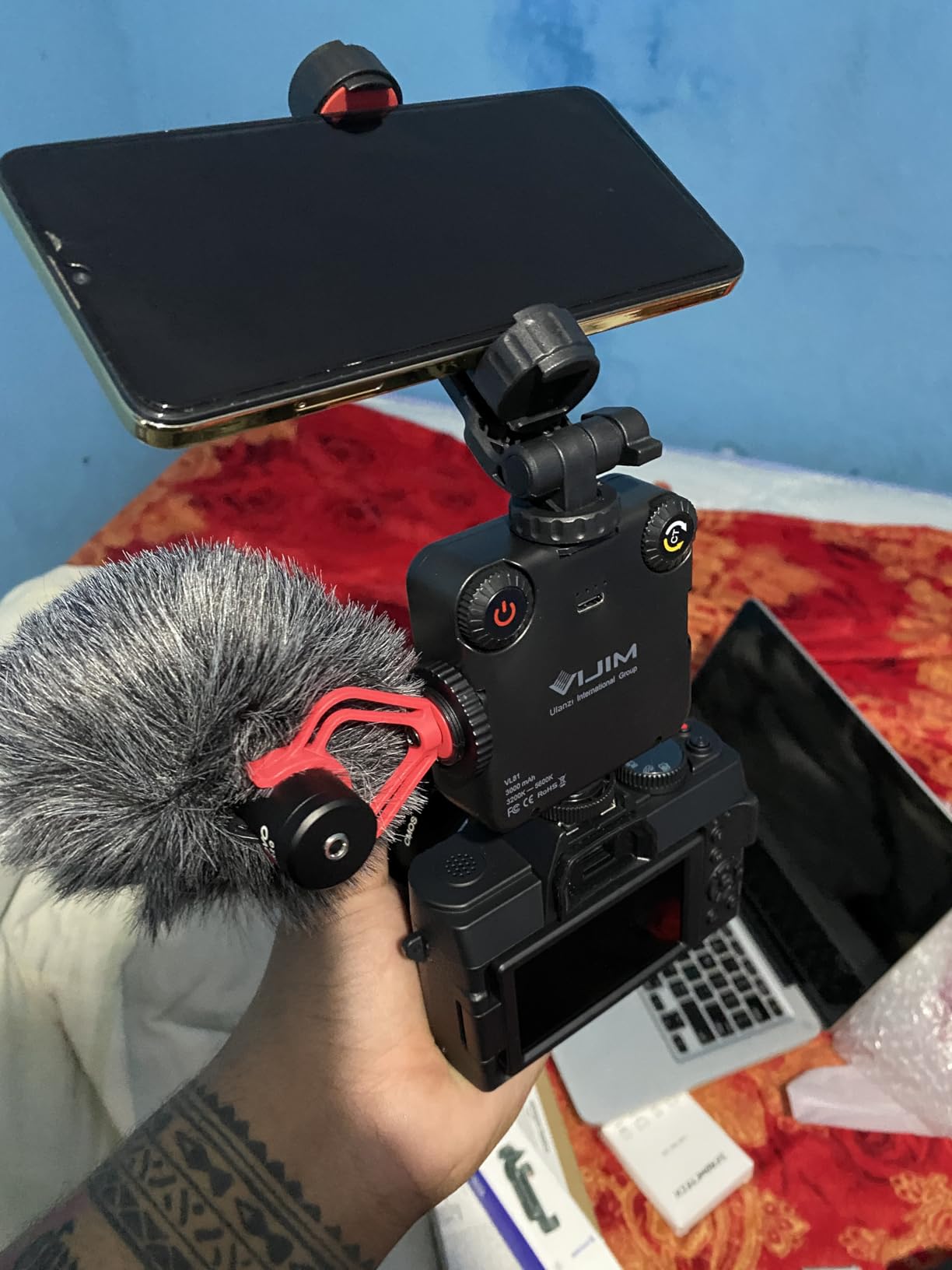 Movo VXR10 Universal Shotgun Mic for Camera | Camera Microphone for DSLR, iPhone, Android - Directional Shotgun Mic for Canon, Nikon, Sony - Vlogging & Video customer photo 1