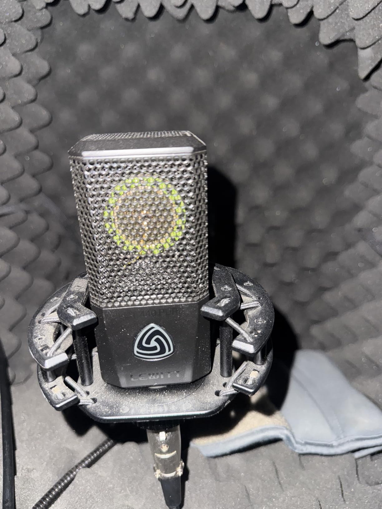 LEWITT LCT440PURE Large Diaphragm Condenser Mic customer photo 1