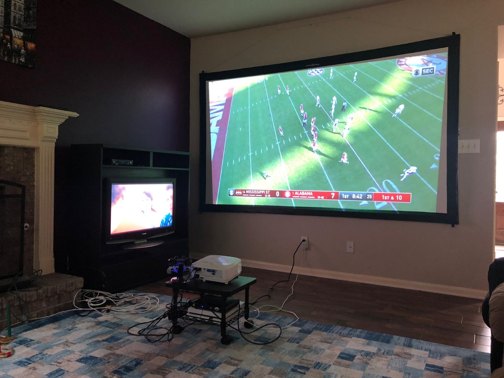 BenQ TH671ST 3000 Lumens 1080p Short Throw Home Entertainment Projector customer photo 1