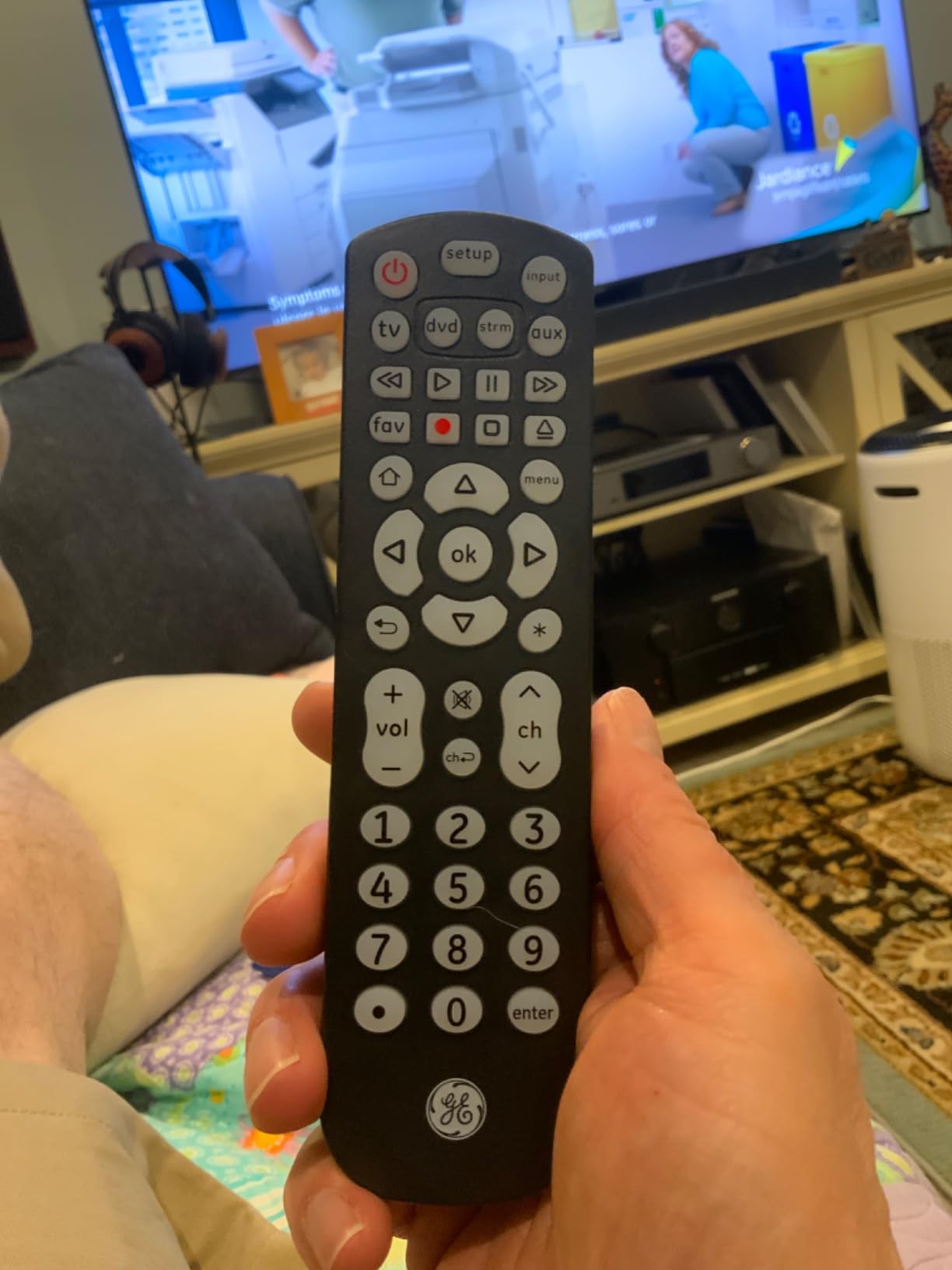GE Backlit Buttons Universal Remote Control, Samsung TV Remote Control | Samsung Remote Control Replacement for Smart TV, Roku Remote Replacement, Vizio, LG TV, Sony, 4-Device, Black, 40081 customer photo 2