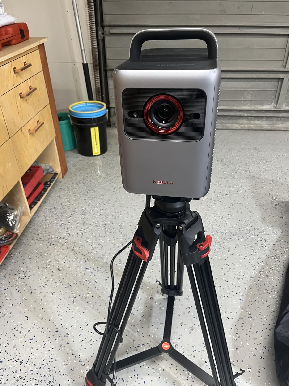 COMAN FF16LS Heavy Duty Tripod, 74