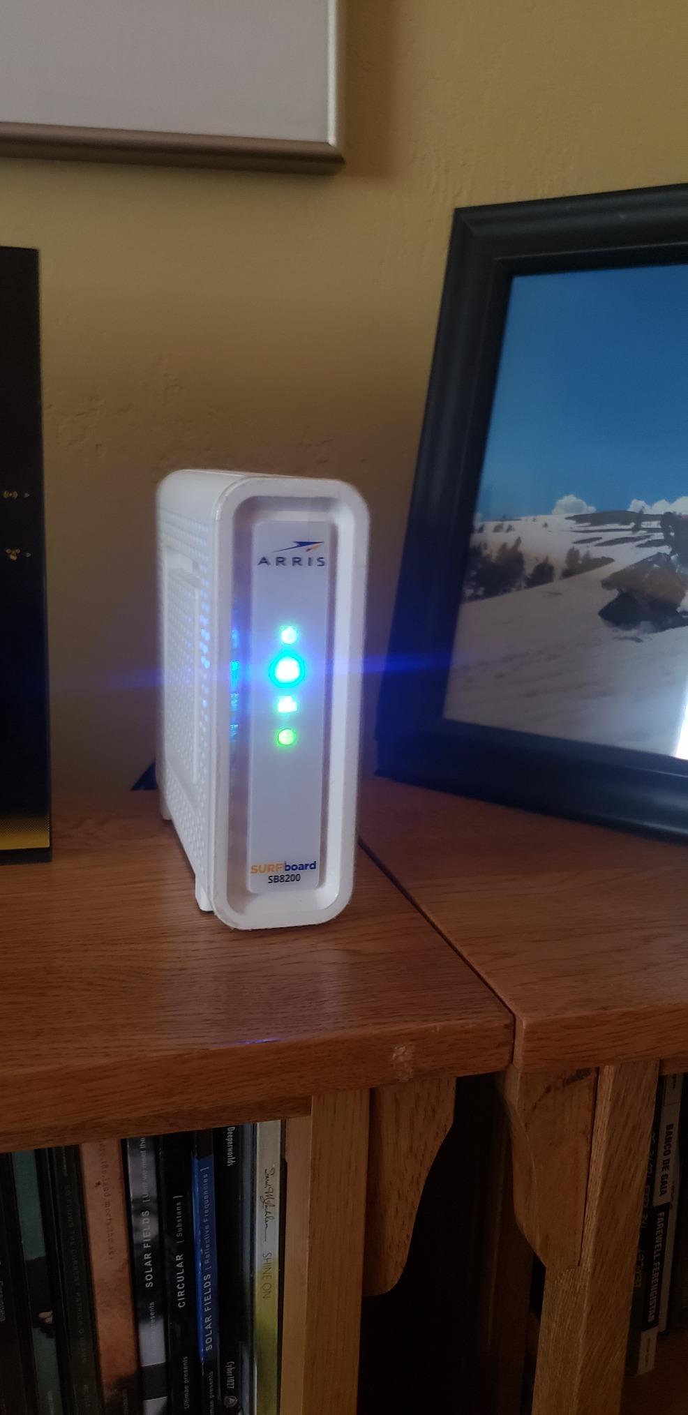 ARRIS SURFboard SB8200 DOCSIS 3.1 Cable Modem | Up to 1 Gbps Plans | Two 1 GbE ports deliver up to 2 Gbps wired aggregate; works with Xfinity, Cox, Spectrum customer photo 1