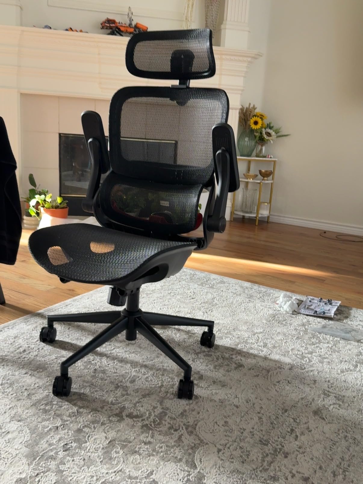 SIHOO M18 Ergonomic Office Chair, Mesh Back Desk Chair with Headrest, Adjustable Lumbar Support, Hold 330lbs Computer Chair with 2D Armrests & Wide Cushion, Tilt Lock, for Home Office - Black customer photo 1