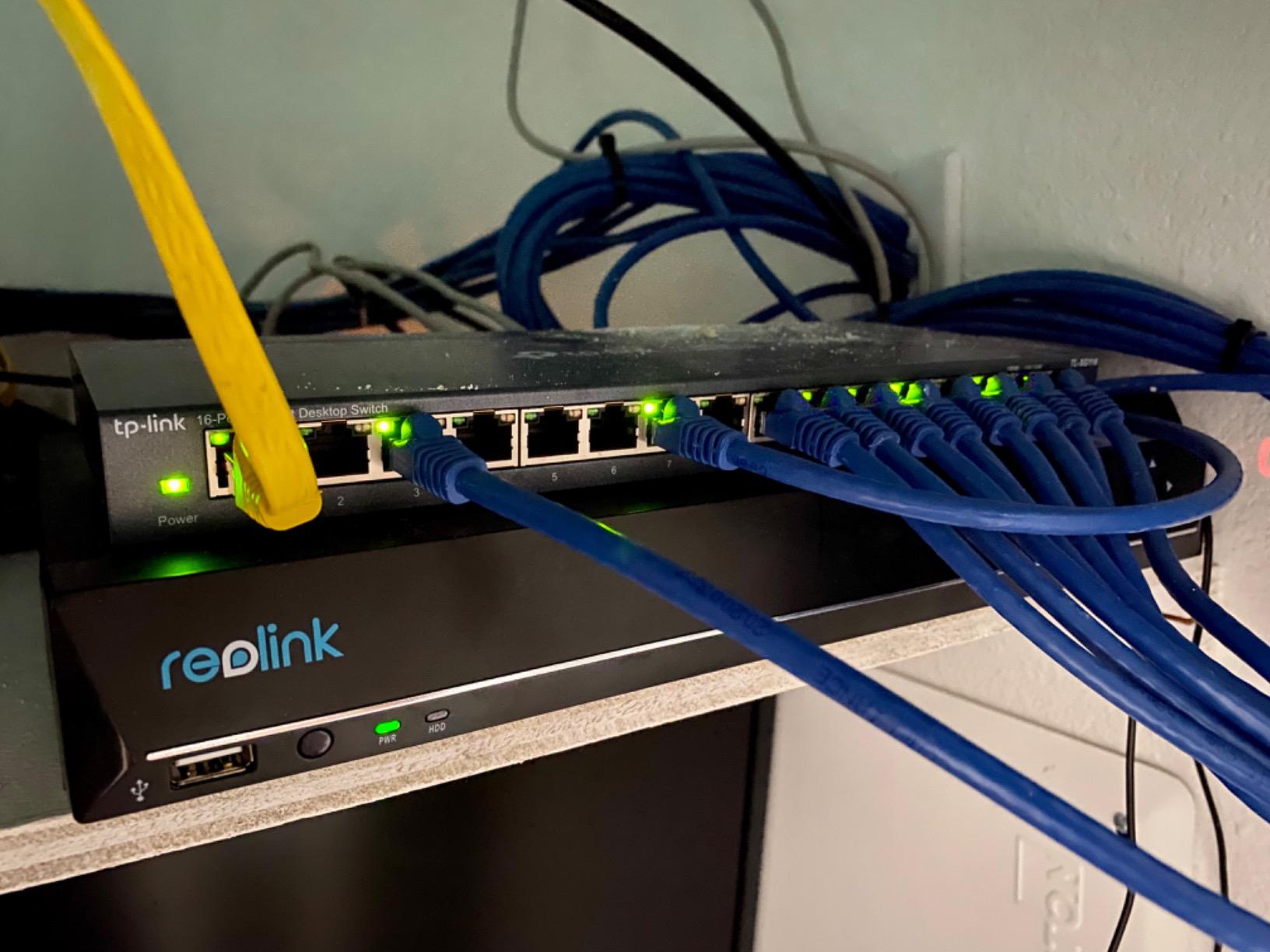 TP-Link TL-SG116, 16 Port Gigabit Unmanaged Ethernet Switch | Desktop/Wall Mount, Fanless, Sturdy Metal w/Shielded Ports, Traffic Optimization customer photo 2