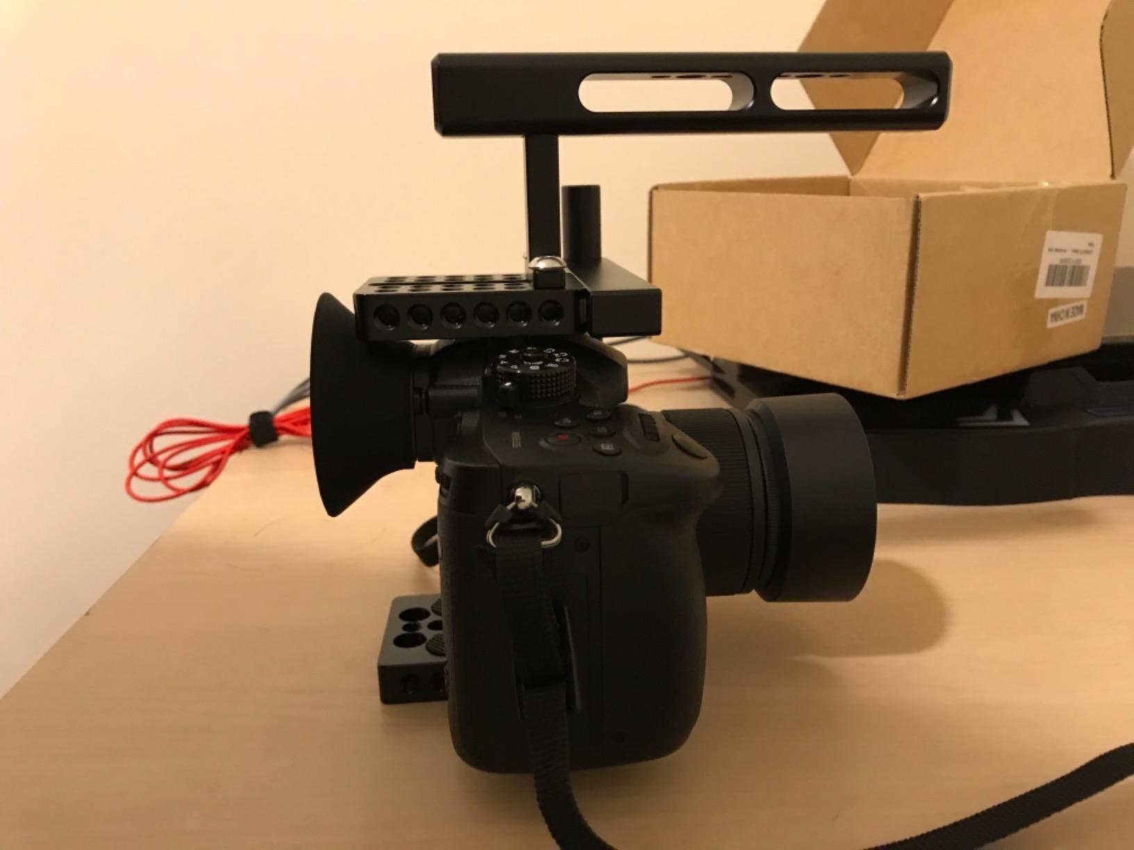 CAMVATE Basic Camera Cage Rig with Top Handle Universal Use - 1897 customer photo 1