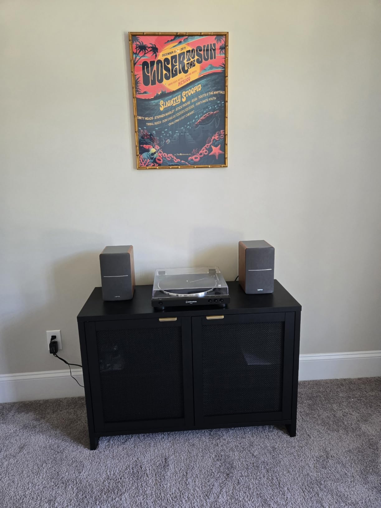 Audio-Technica AT-LP60X-BK Fully Automatic Belt-Drive Stereo Turntable, Gunmetal/Black, Hi-Fidelity, Plays 33-1/3 and 45 RPM Vinyl Records, Dust Cover, Anti-Resonance, Die-Cast Aluminum Platter customer photo 2