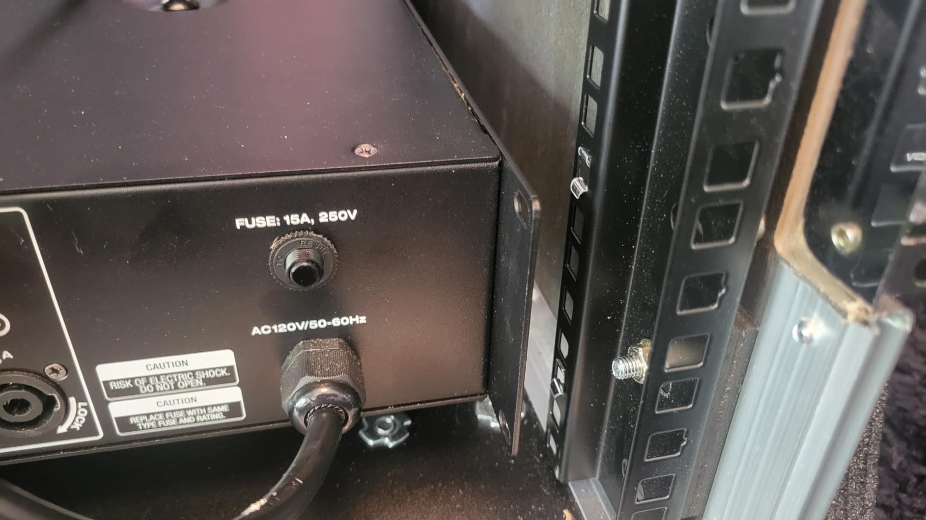 Rockville RPA12 2-Channel Professional/DJ Rack Mount Power Amplifier customer photo 1