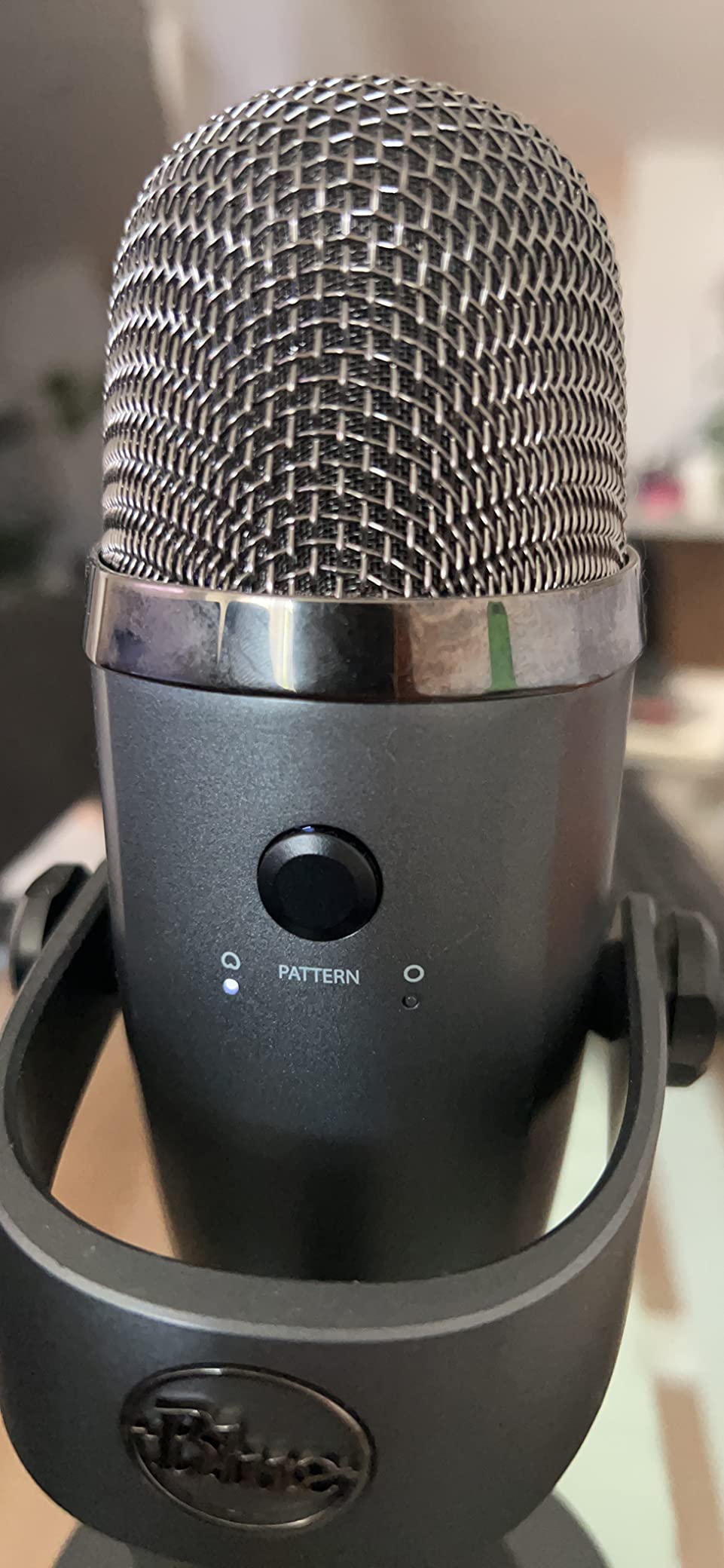 Logitech for Creators Blue Yeti Nano USB Microphone for Gaming, Streaming, Podcasting, Twitch, YouTube, Discord, Recording for PC and Mac, Plug & Play - Blackout customer photo 1