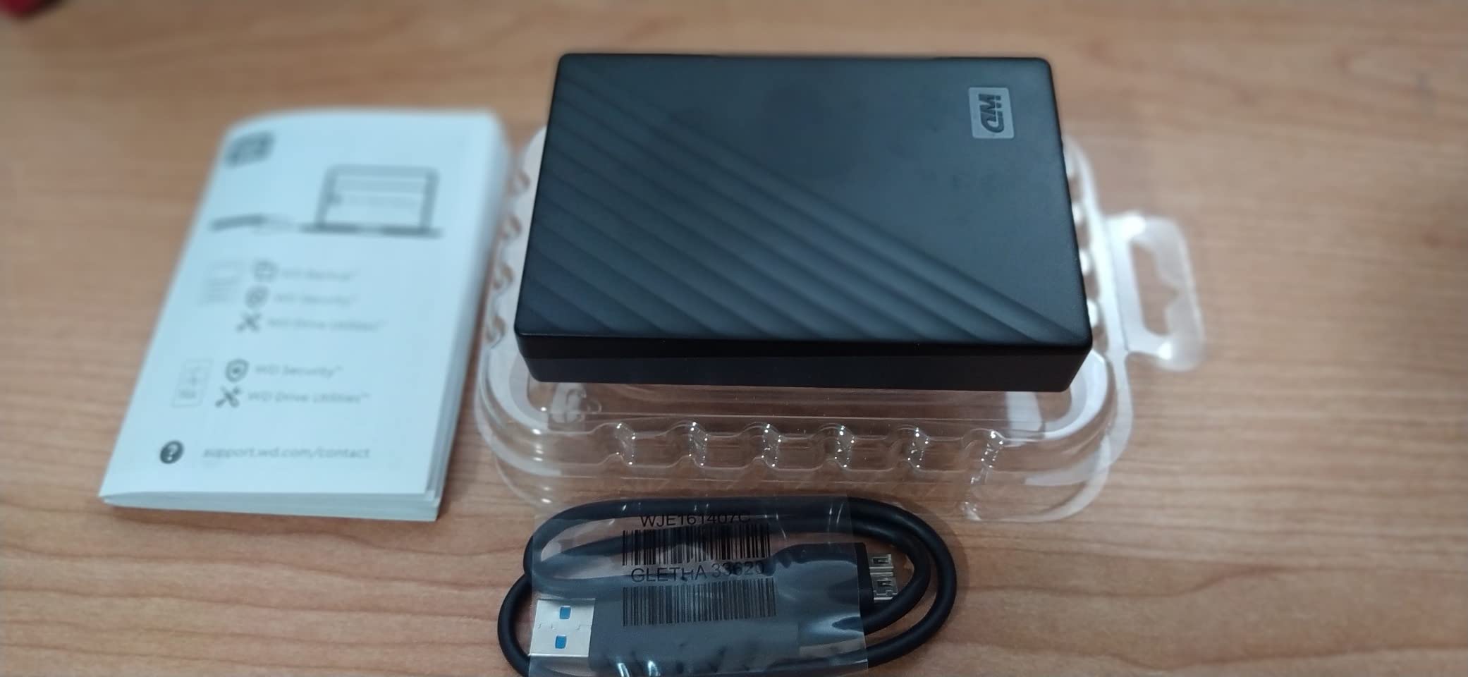 WD 4TB My Passport, Portable External Hard Drive, Black, Backup Software with Defense Against ransomware, and Password Protection, USB 3.1/USB 3.0 Compatible - WDBPKJ0040BBK-WESN customer photo 1