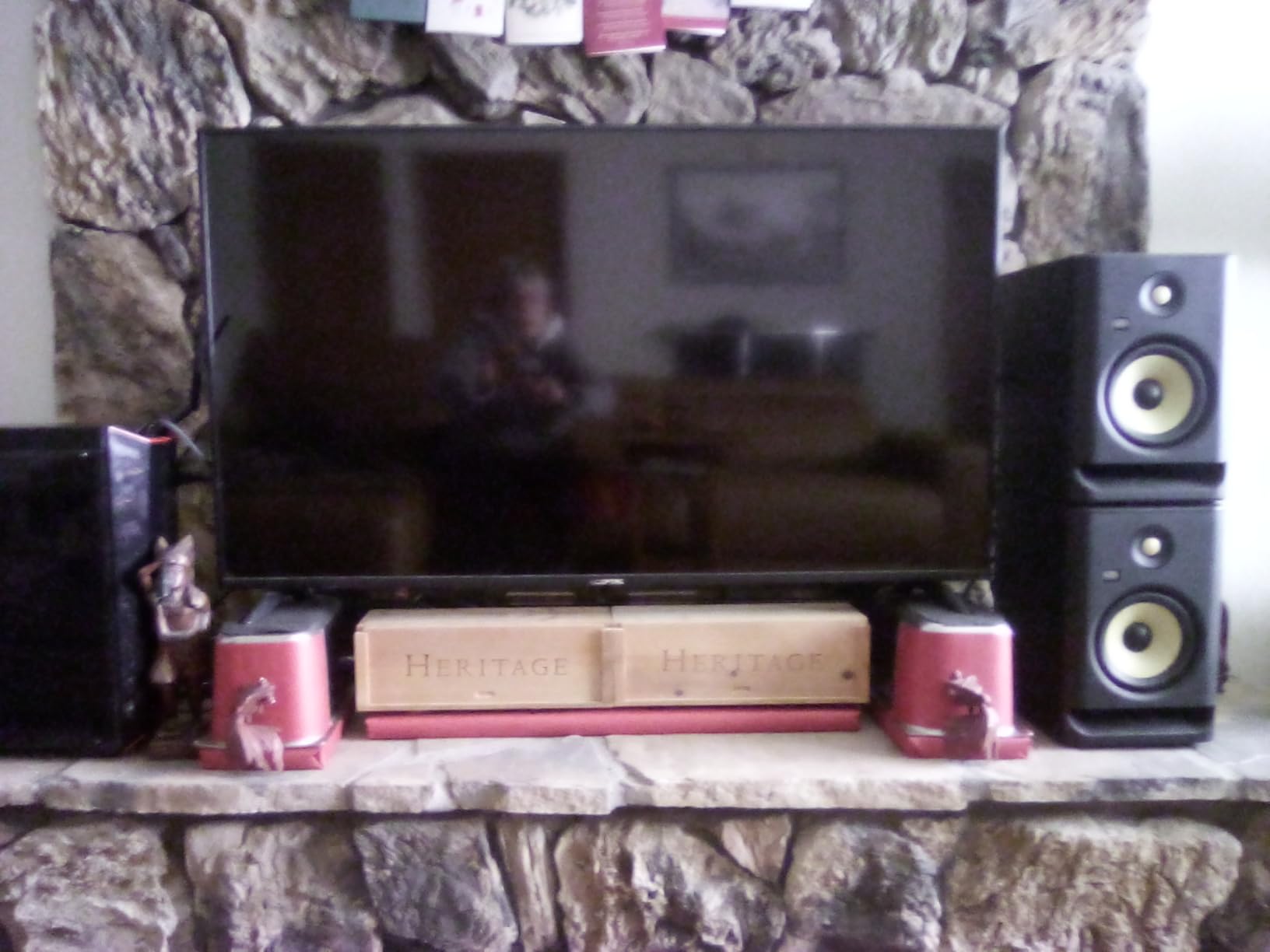 KRK Rokit 7 G4 Studio Monitor Speaker Bundle - Pair, Black customer photo 1