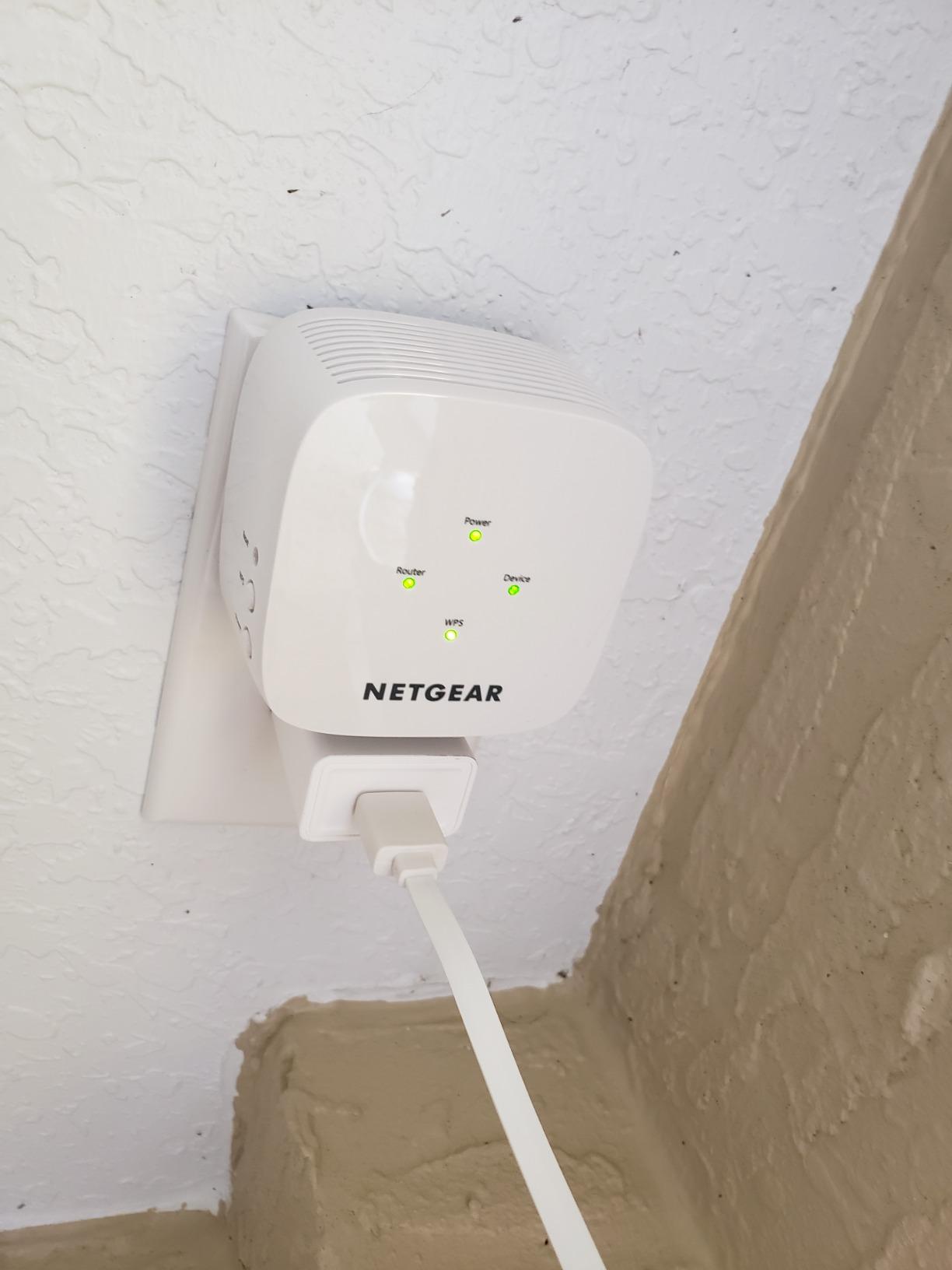 NETGEAR WiFi Mesh Range Extender (EX5000) - Covers up to 1,000 sq.ft. and 15 Devices with AC1200 Dual Band Wireless Signal Booster & Repeater (up to 1200 Mbps Speed) - Compact Wall Plug Design customer photo 1