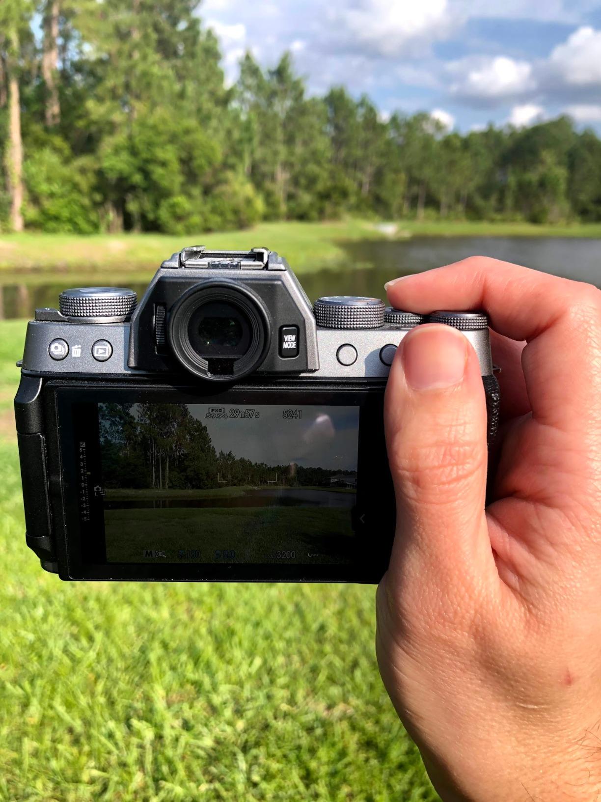Fujifilm X-T200 Mirrorless Digital Camera w/XC15-45mm Kit - Dark Silver customer photo 1