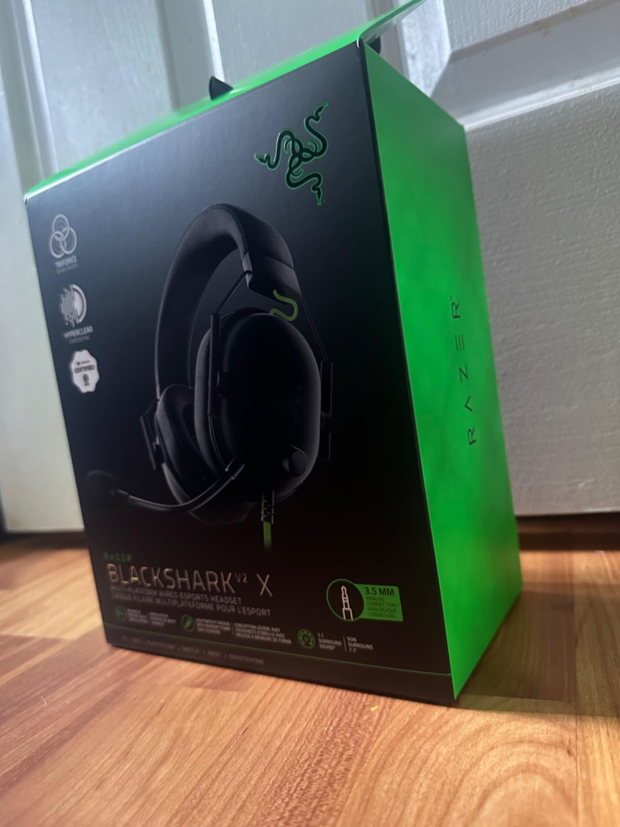 Razer BlackShark V2 X Gaming Headset: 7.1 Surround Sound - 50mm Drivers - Memory Foam Cushion - For PC, PS4, PS5, Switch - 3.5mm Audio Jack - Black customer photo 1