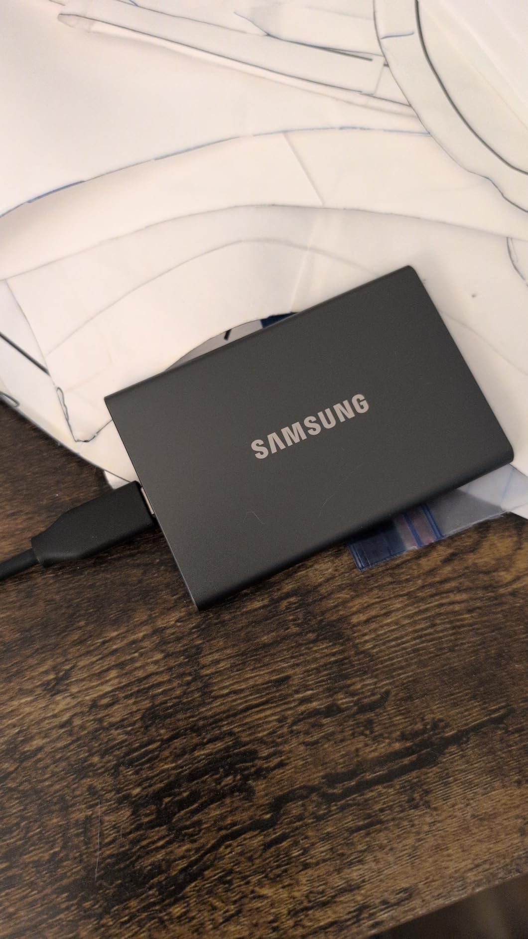 Samsung T7 Portable SSD 1TB Titan Gray, USB 3.2 Gen 2, Up to 1,050MB/s customer photo 1