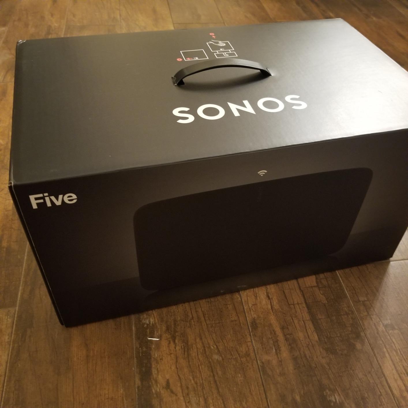 Sonos Five - White - Wireless HiFi Speaker | Smart Orientation Sensing for Stereo or Mono | Use 2 as Home Theater Rears | AirPlay 2 | 3.5mm Line-In for Turntable customer photo 1