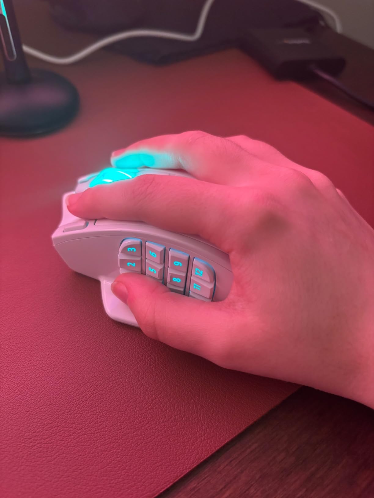 Redragon M913 Wireless RGB MMO Gaming Mouse 16000 DPI Remapping Keys | Cable-Free 0 Delay Dedicated for FPS Gamers, Redefine Keybinding Macro, Vibing Backlight, Ergonomic Grip Body Comfort customer photo 2