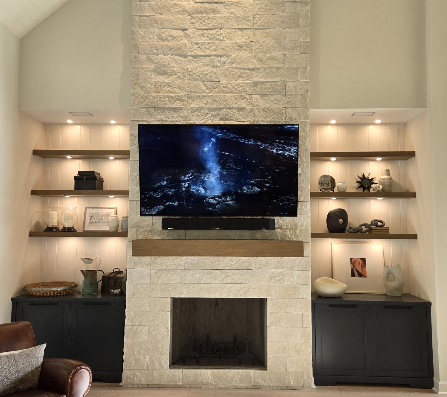 Sennheiser AMBEO Soundbar - 5.1.4 Channel with Dolby Atmos and DTS:X customer photo 1