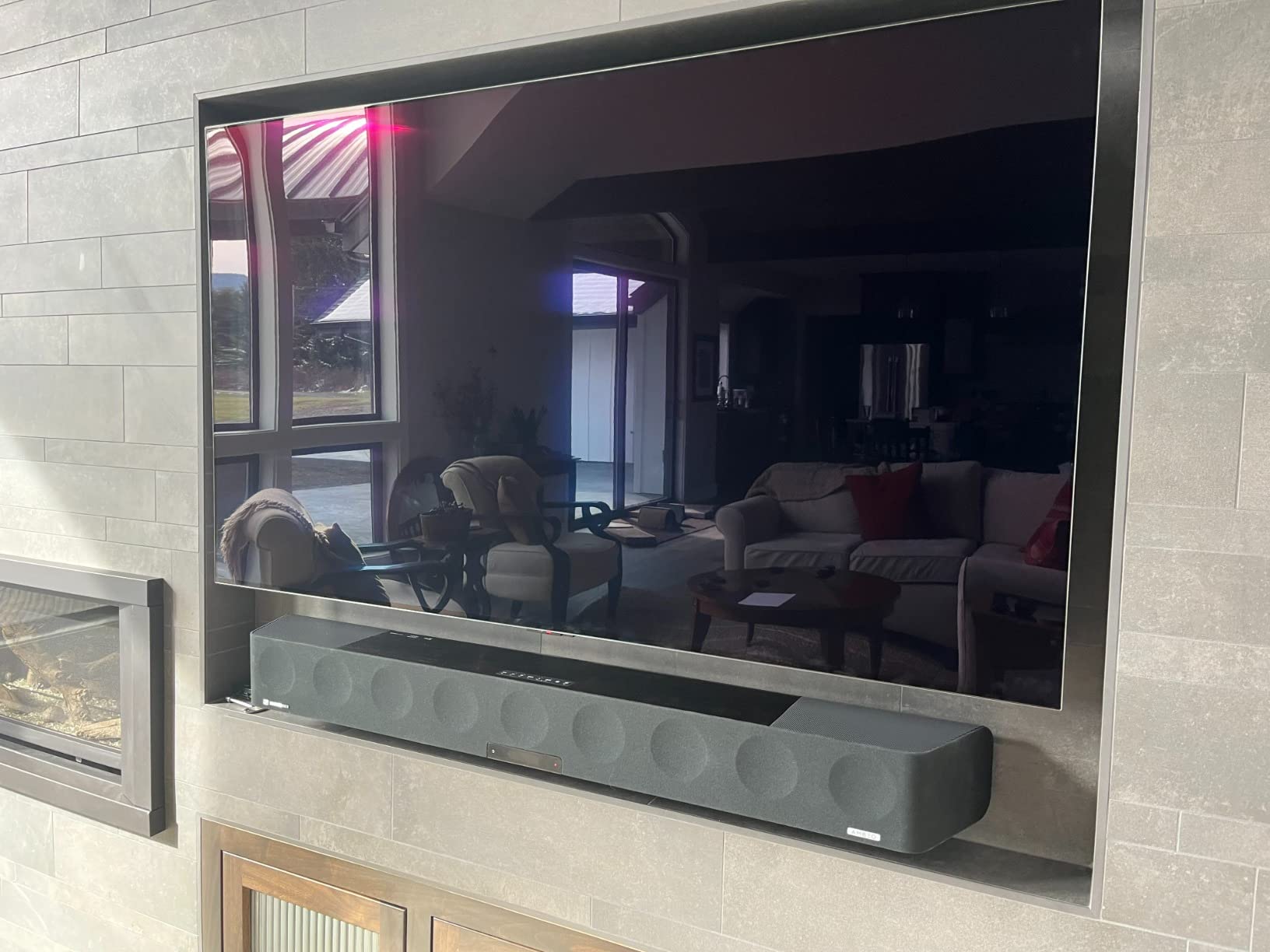 Sennheiser AMBEO Soundbar - 5.1.4 Channel with Dolby Atmos and DTS:X customer photo 2