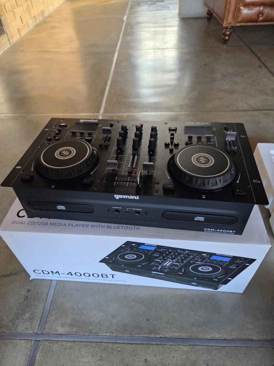 Gemini Standalone DJ CD Player & Mixer with Bluetooth (CDM-4000BT) customer photo 1