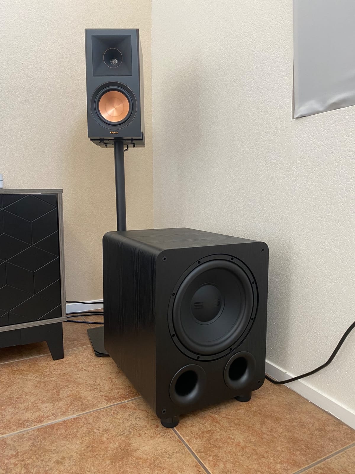 SVS PB-1000 Pro Subwoofer (Black Ash) | 12-in Driver, 325 Watt RMS, Ported Cabinet customer photo 1