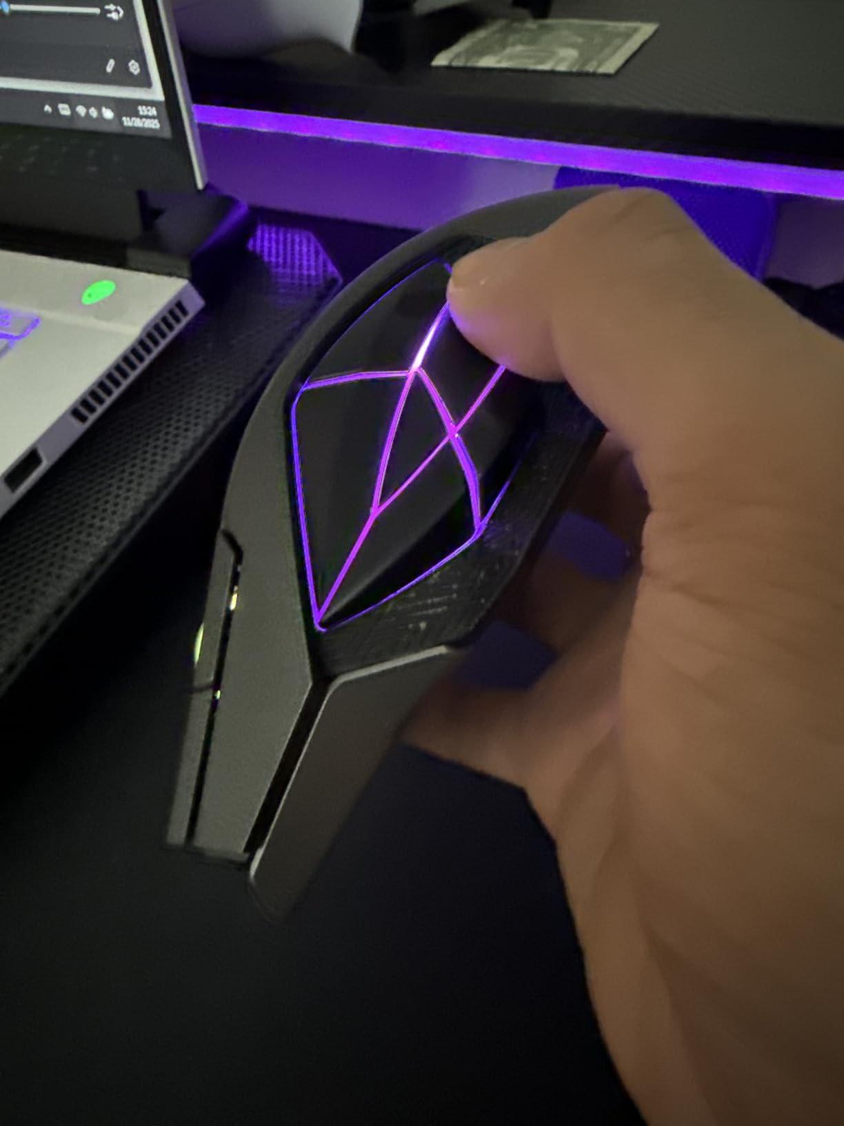 ASUS ROG Spatha X Wireless Gaming Mouse - MMO/MOBA Design, 12 Programmable Buttons, Right-Handed, 168g, Dual-Mode (Wired/2.4GHz), 19K DPI, up to 67Hr Battery, Magnetic Charging Dock, PC/Mac Support customer photo 1