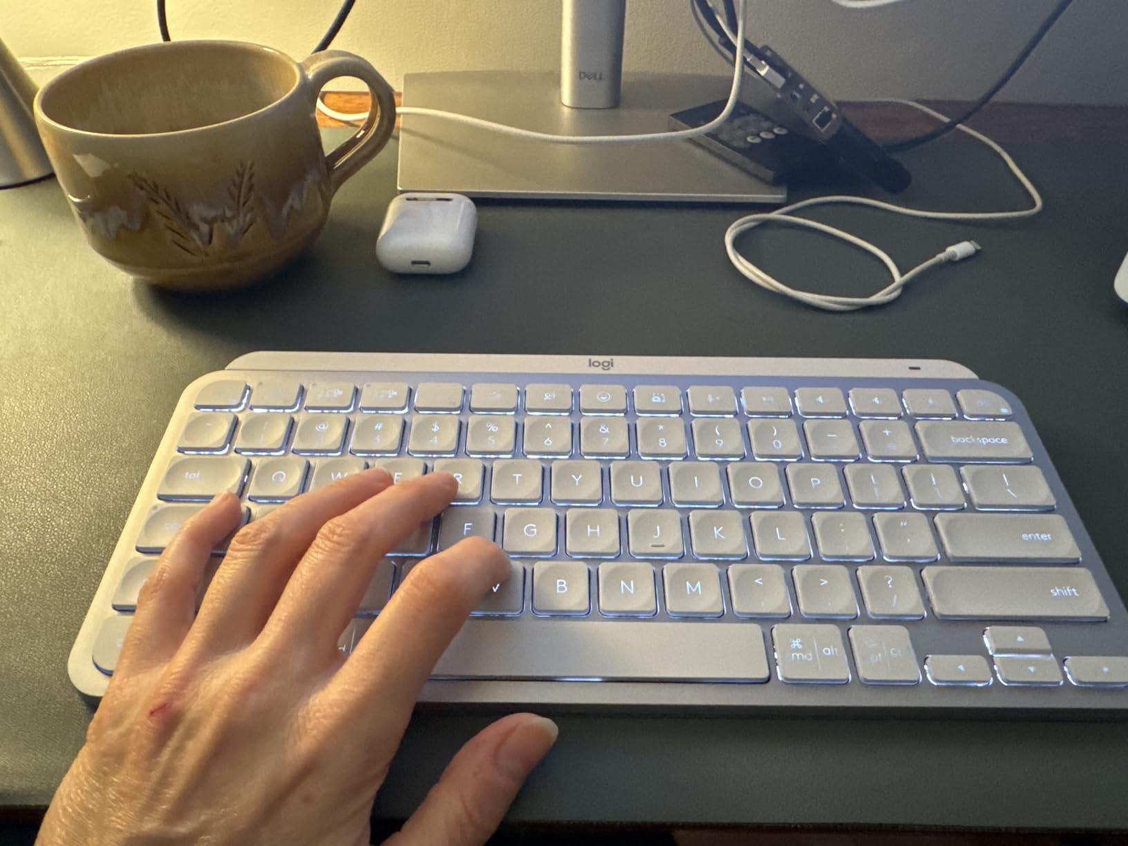 Logitech MX Keys Mini Minimalist Wireless Illuminated Keyboard - Graphite customer photo 2