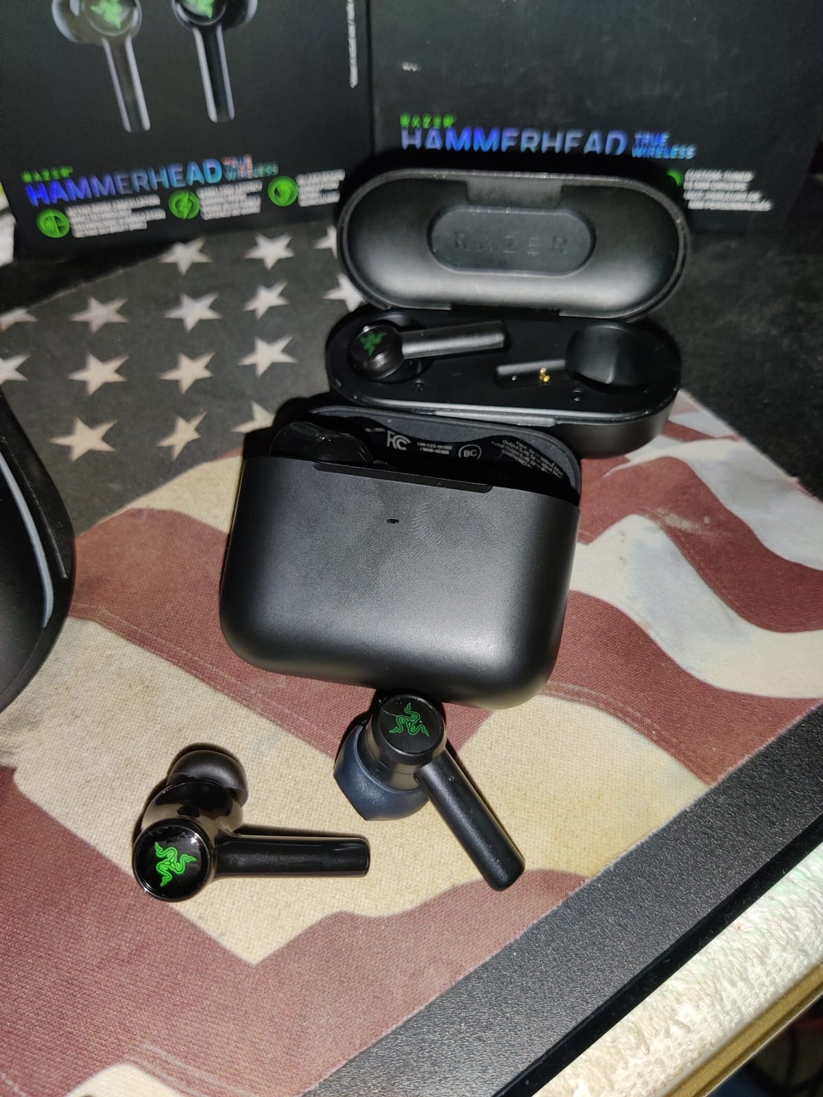 Razer Hammerhead True Wireless (2nd Gen) Bluetooth Gaming Earbuds: Chroma RGB Lighting -60ms Low-Latency- Active Noise Cancellation - Dual Environmental Noise Cancelling Microphones- Classic Black customer photo 2