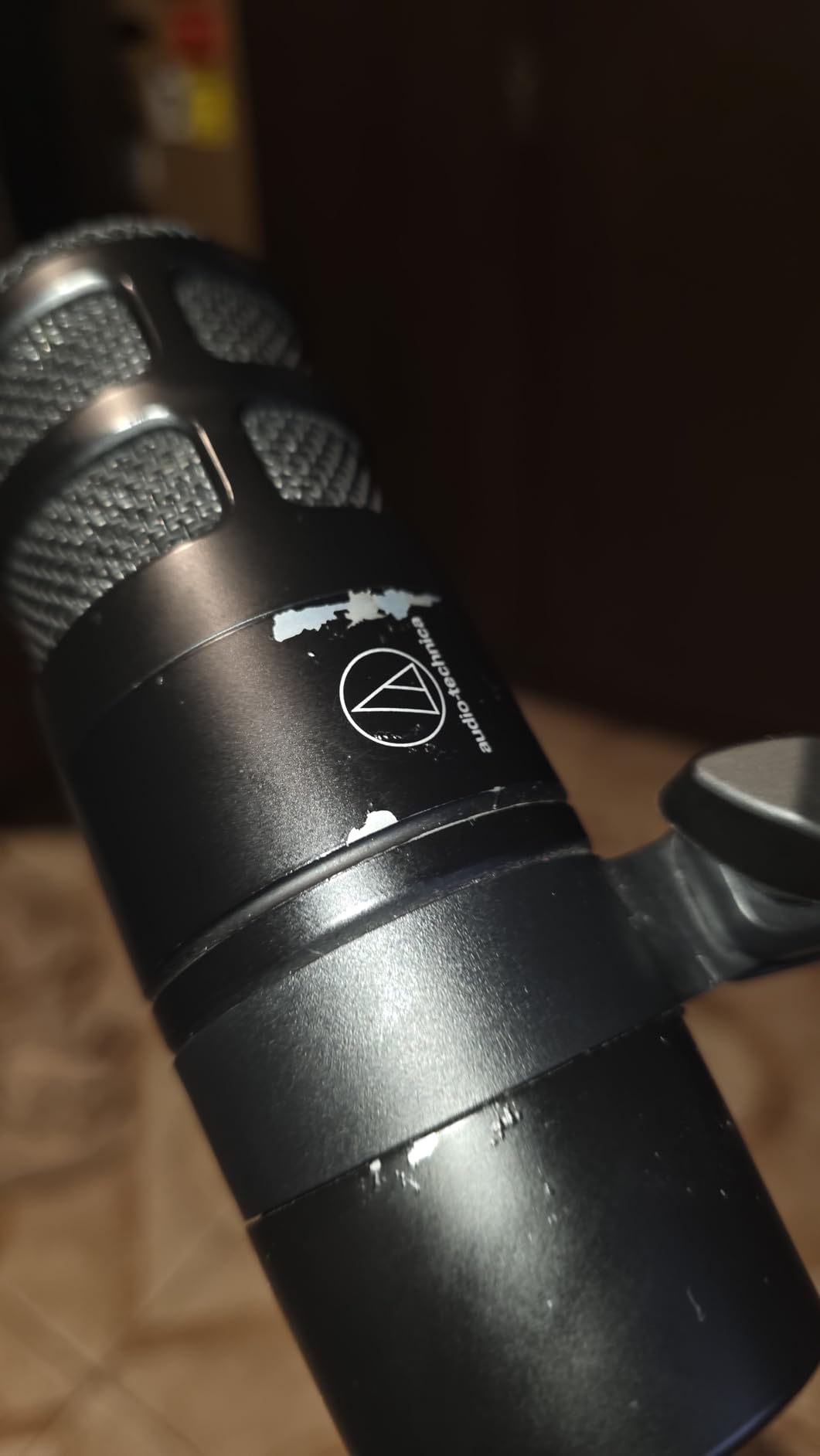 Audio-Technica AT2040 Hypercardioid Dynamic Podcast Microphone customer photo 1